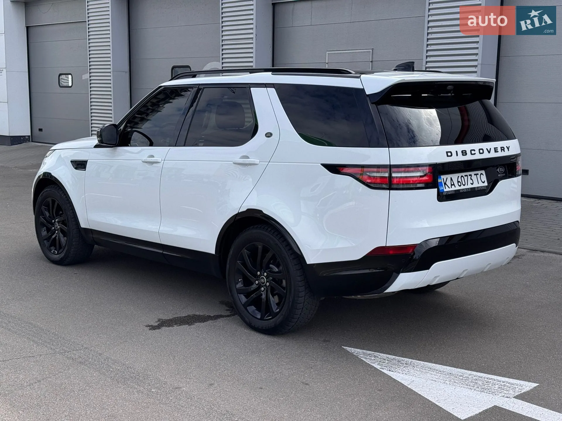 2017 Land Rover Discovery - мініатюра 6