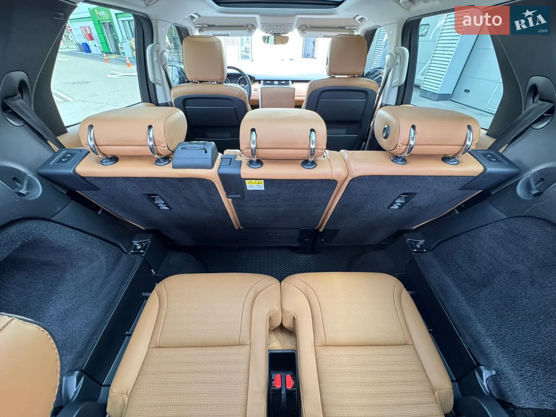 Land Rover Discovery 2017 VIN SALRRBBV6HA005509 фото оголошення 26 з 49