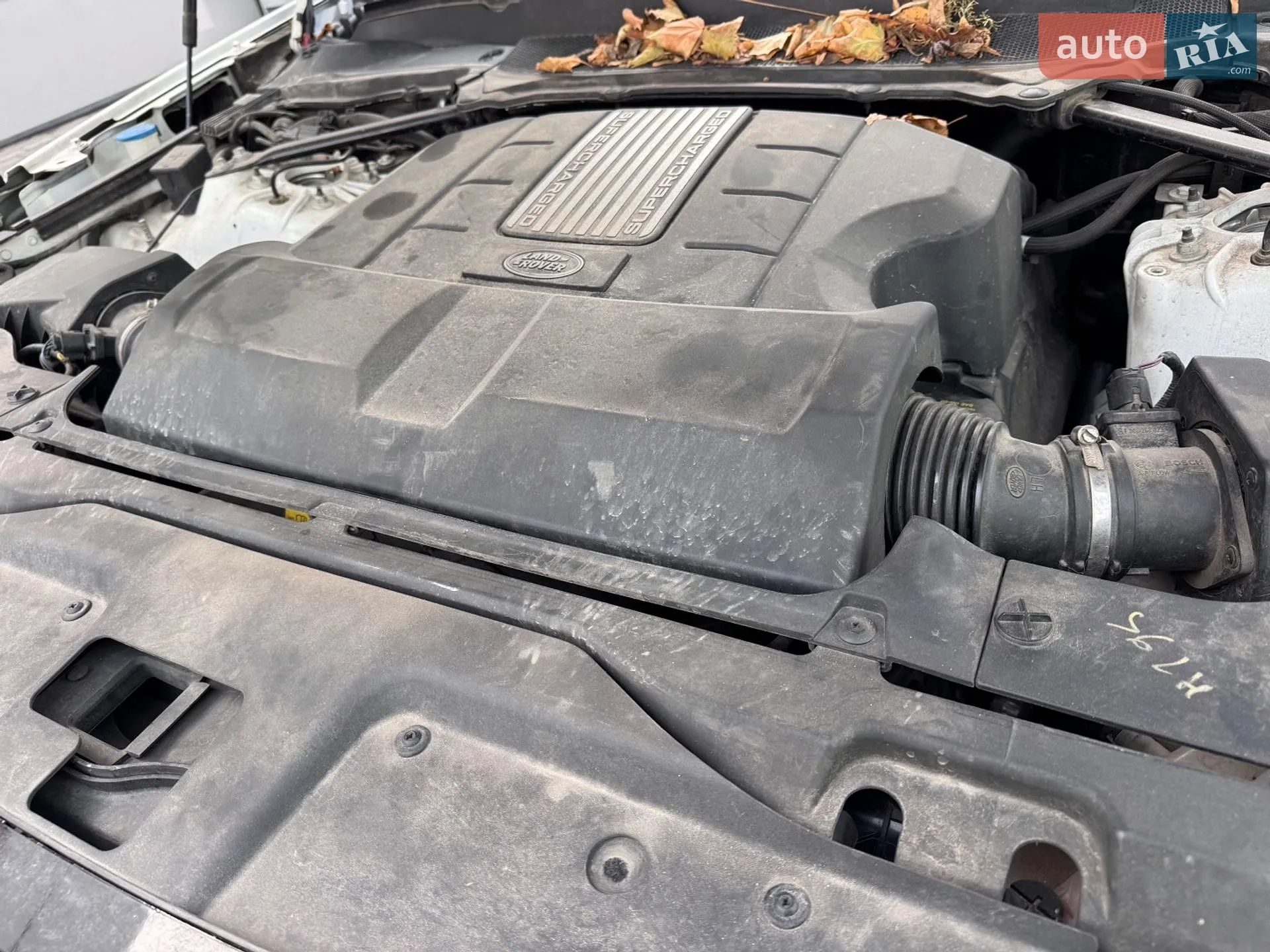 Land Rover Discovery 2017 VIN SALRRBBV6HA005509 фото оголошення 35 з 49