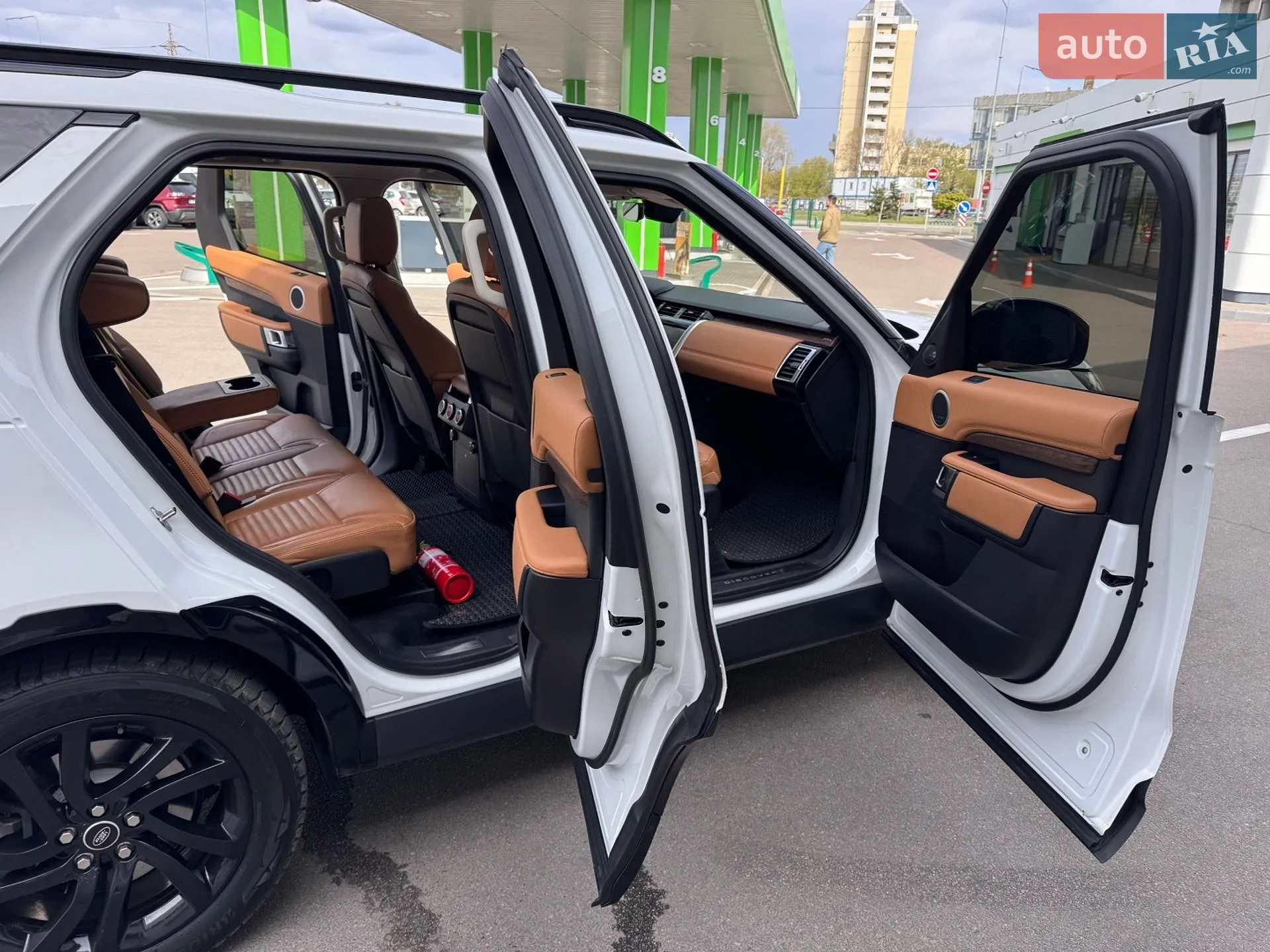 Land Rover Discovery 2017 VIN SALRRBBV6HA005509 фото оголошення 45 з 49