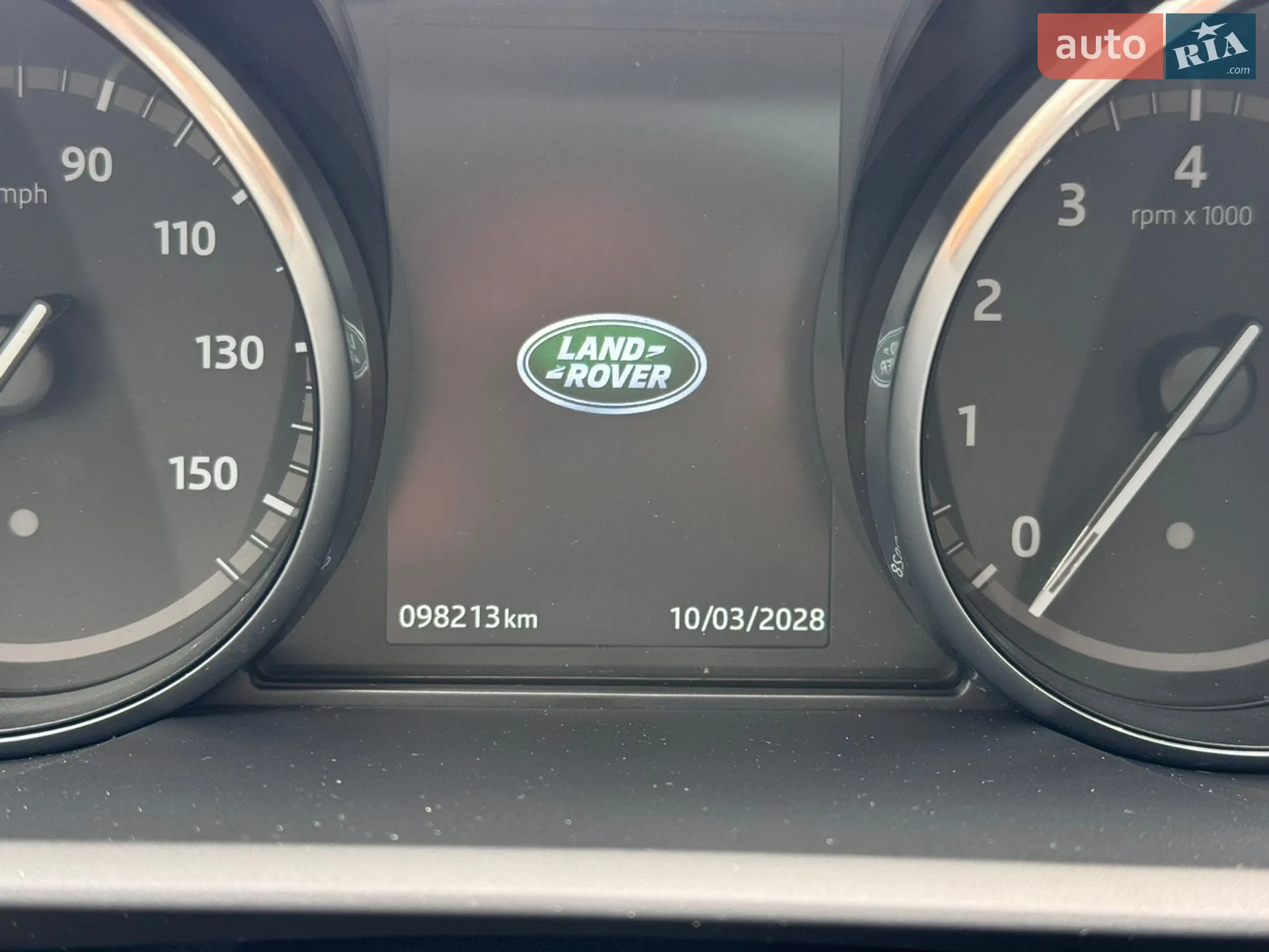 Land Rover Discovery 2017 VIN SALRRBBV6HA005509 фото оголошення 48 з 49