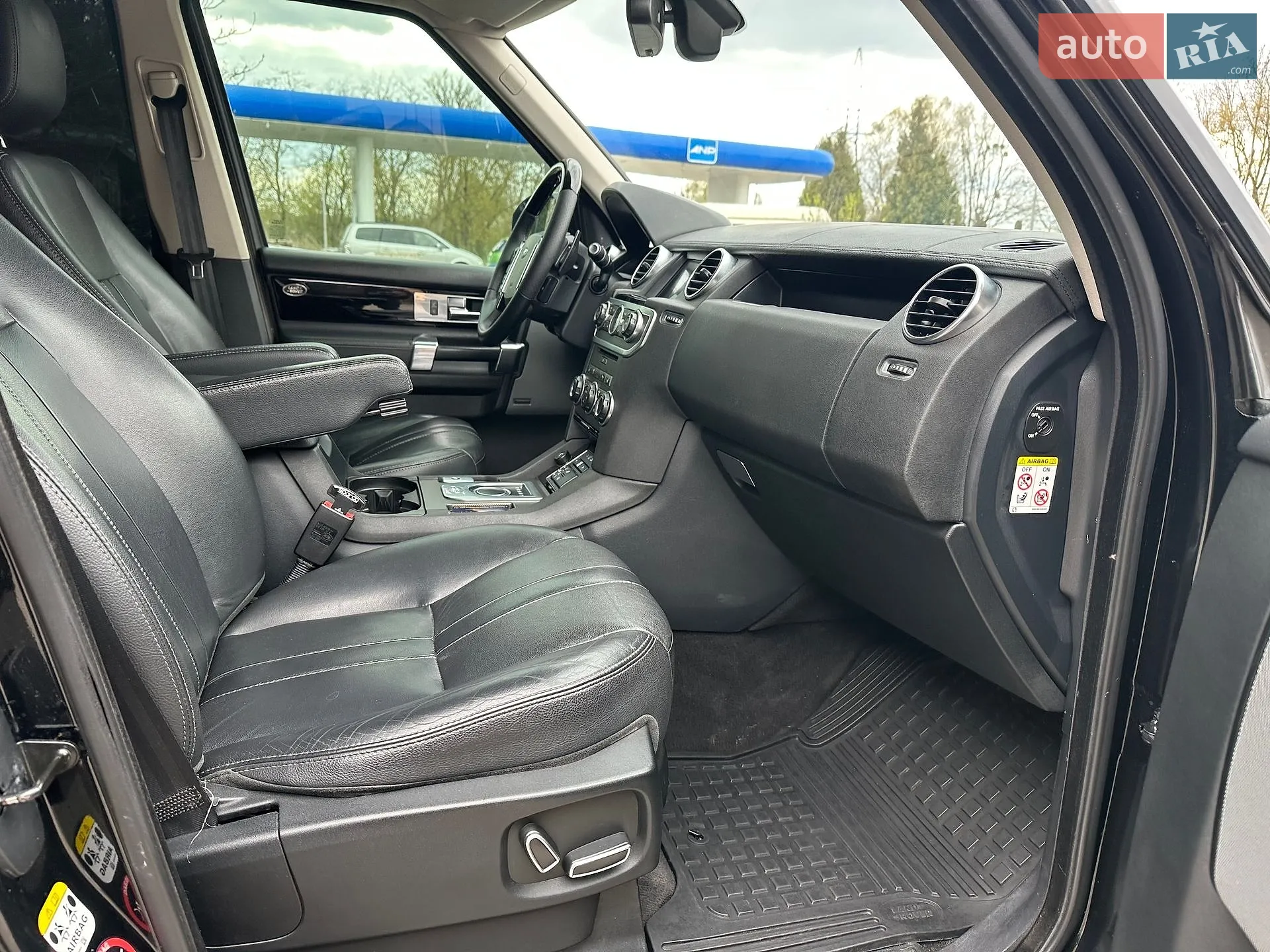 2015 Land Rover Discovery - мініатюра 30
