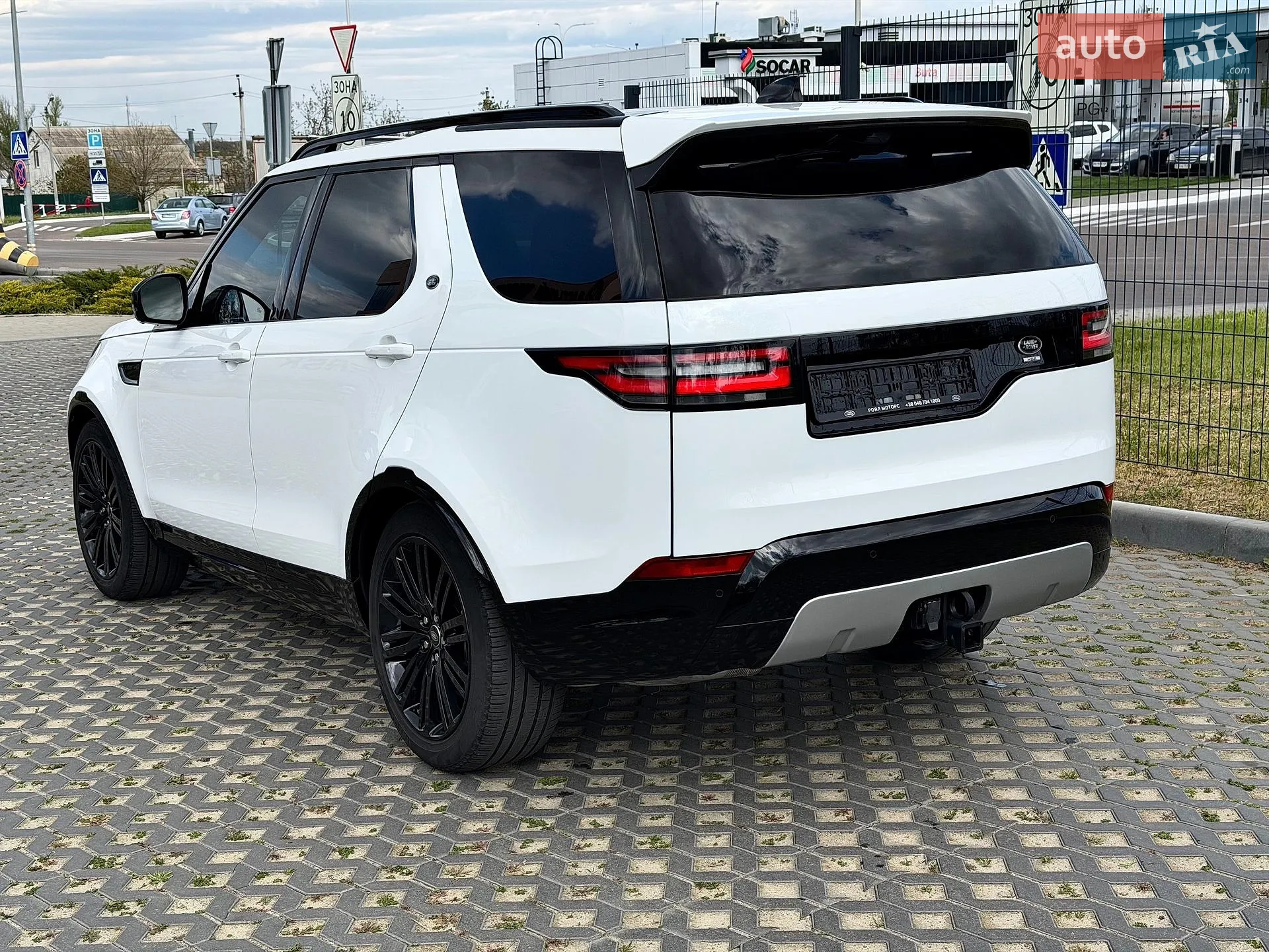 2017 Land Rover Discovery - мініатюра 11