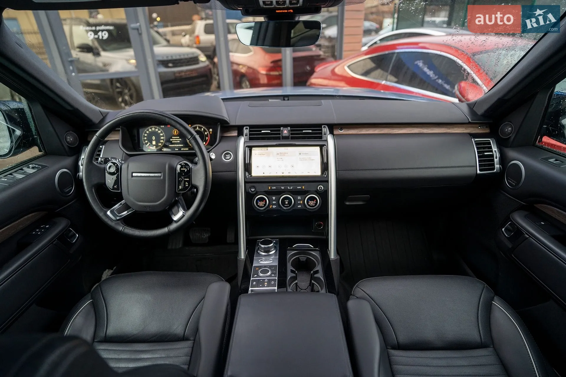 2019 Land Rover Discovery - мініатюра 31