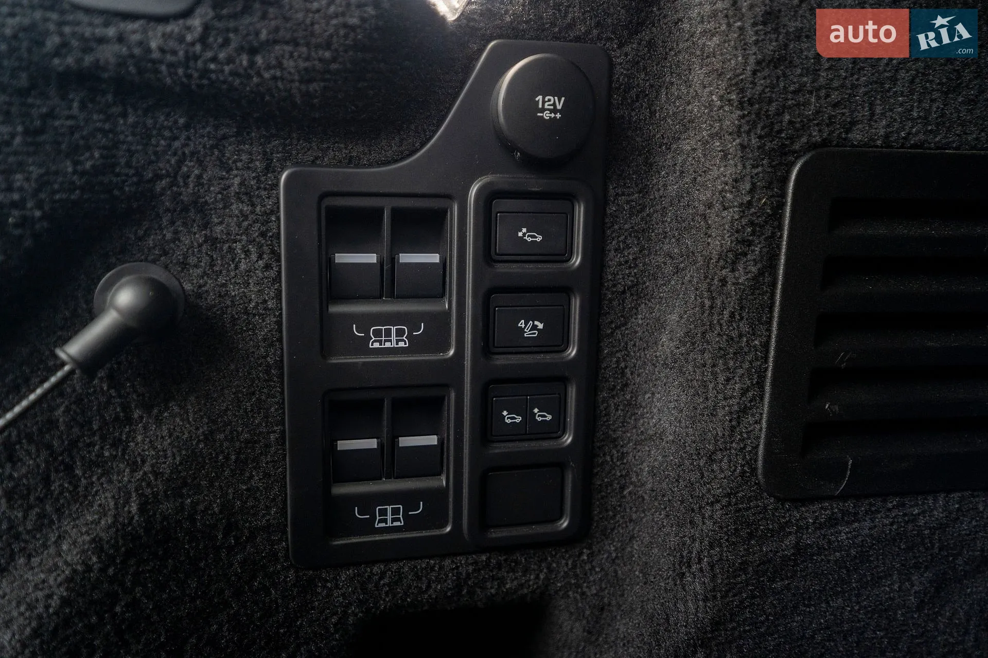 2019 Land Rover Discovery - мініатюра 43