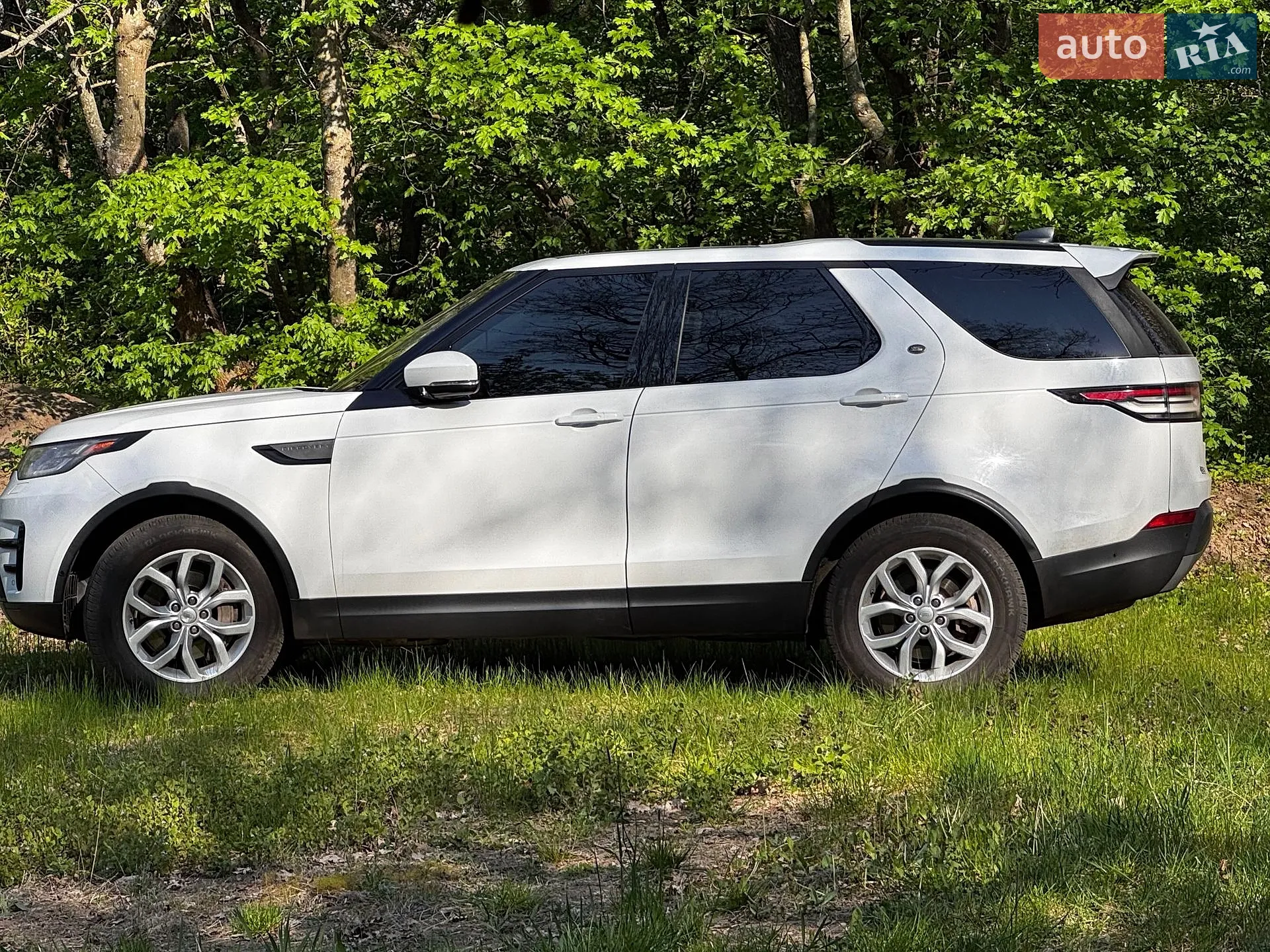 2019 Land Rover Discovery - мініатюра 3