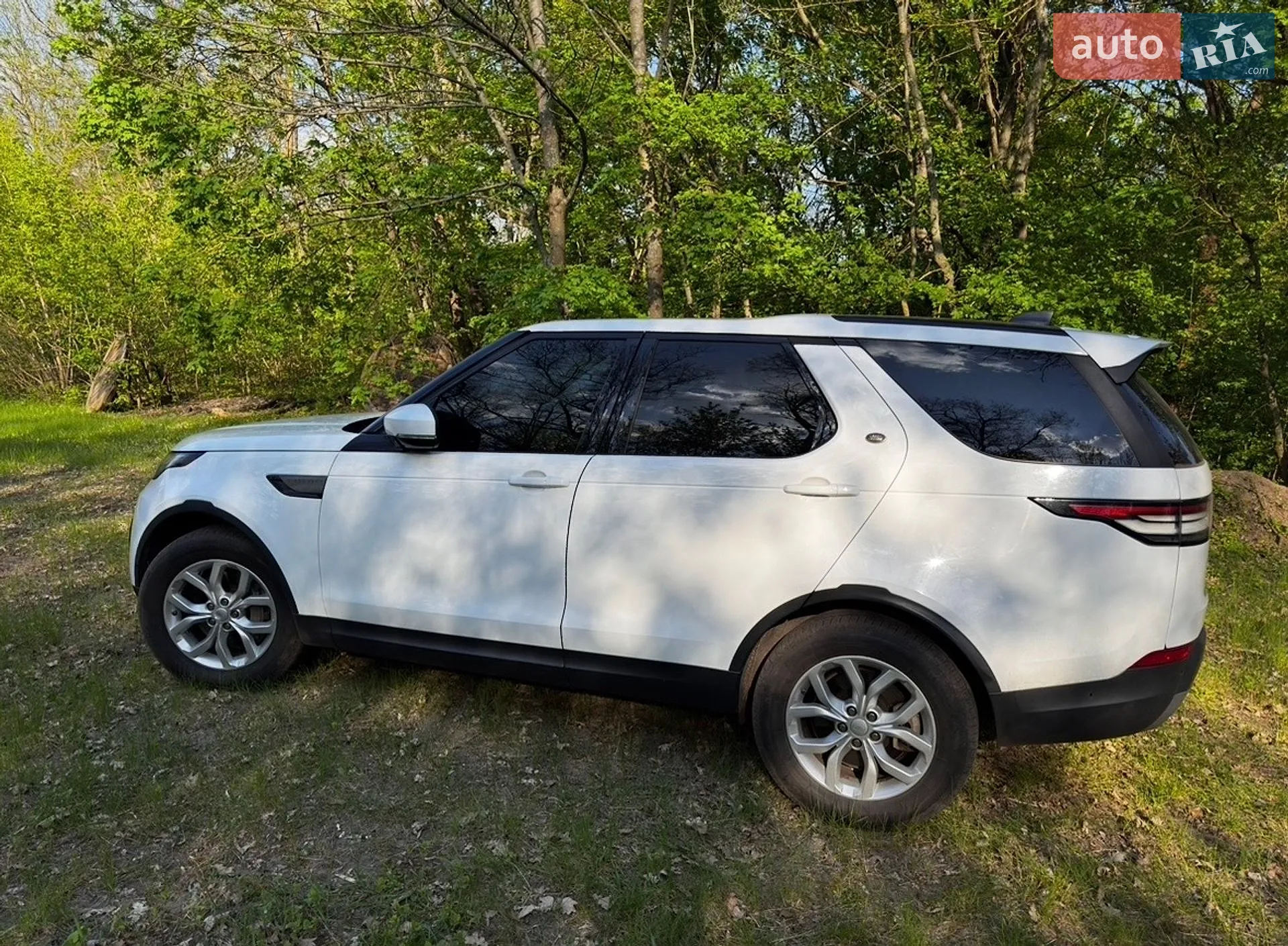 2019 Land Rover Discovery - мініатюра 10