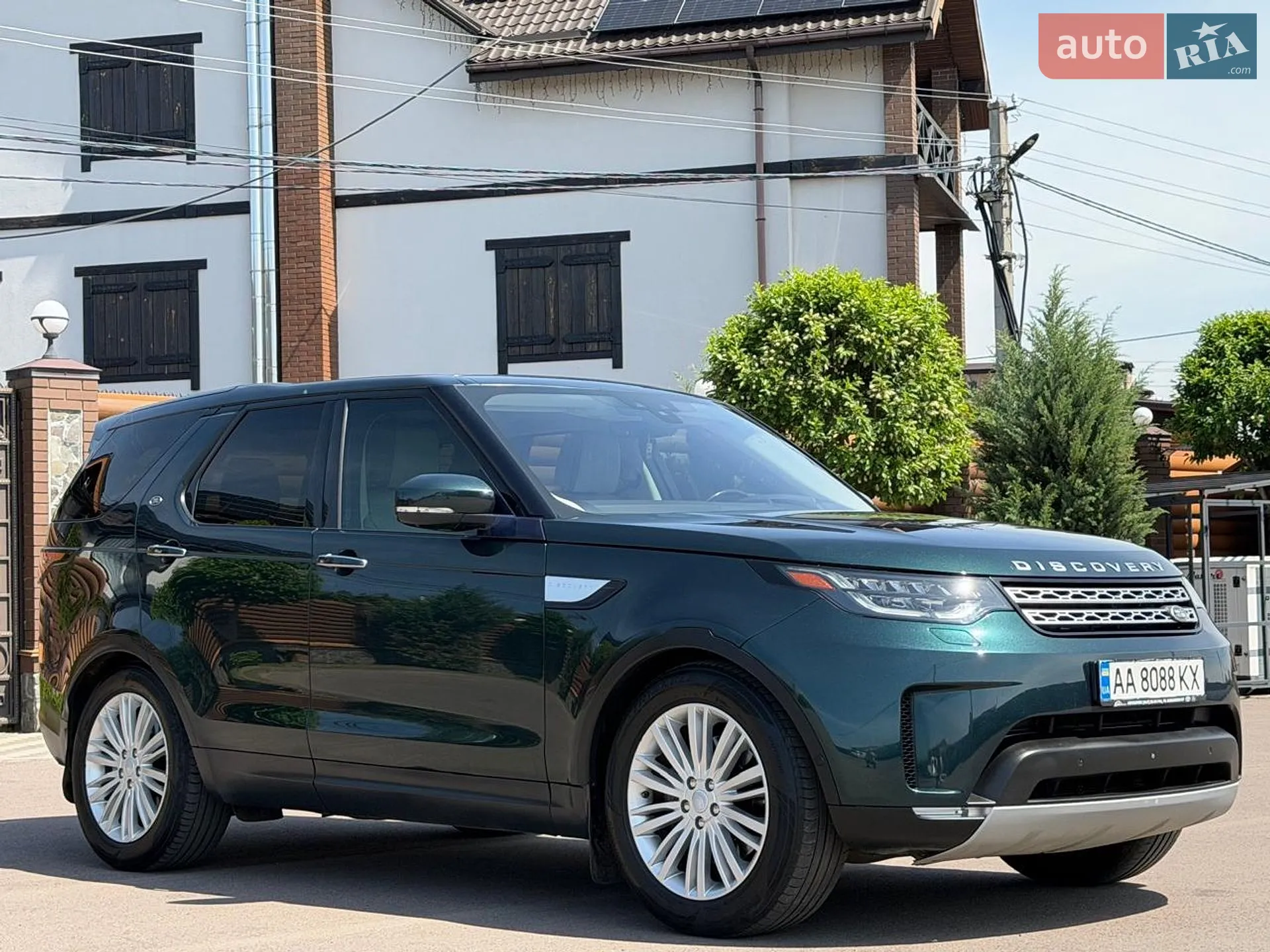 2017 Land Rover Discovery - мініатюра 22