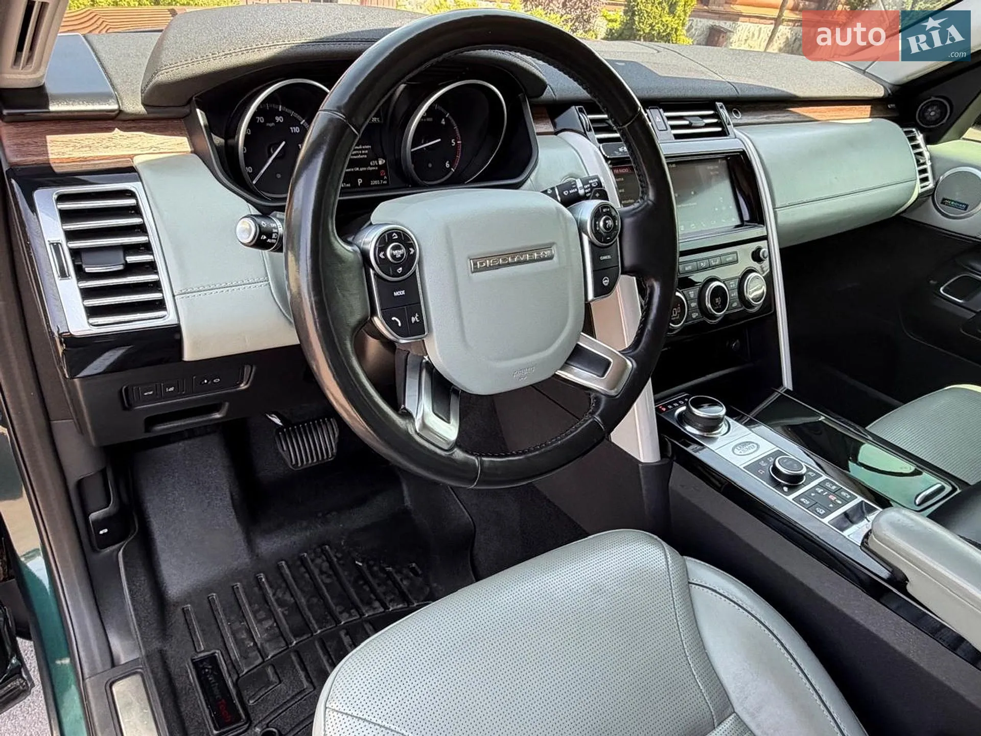 2017 Land Rover Discovery - мініатюра 49