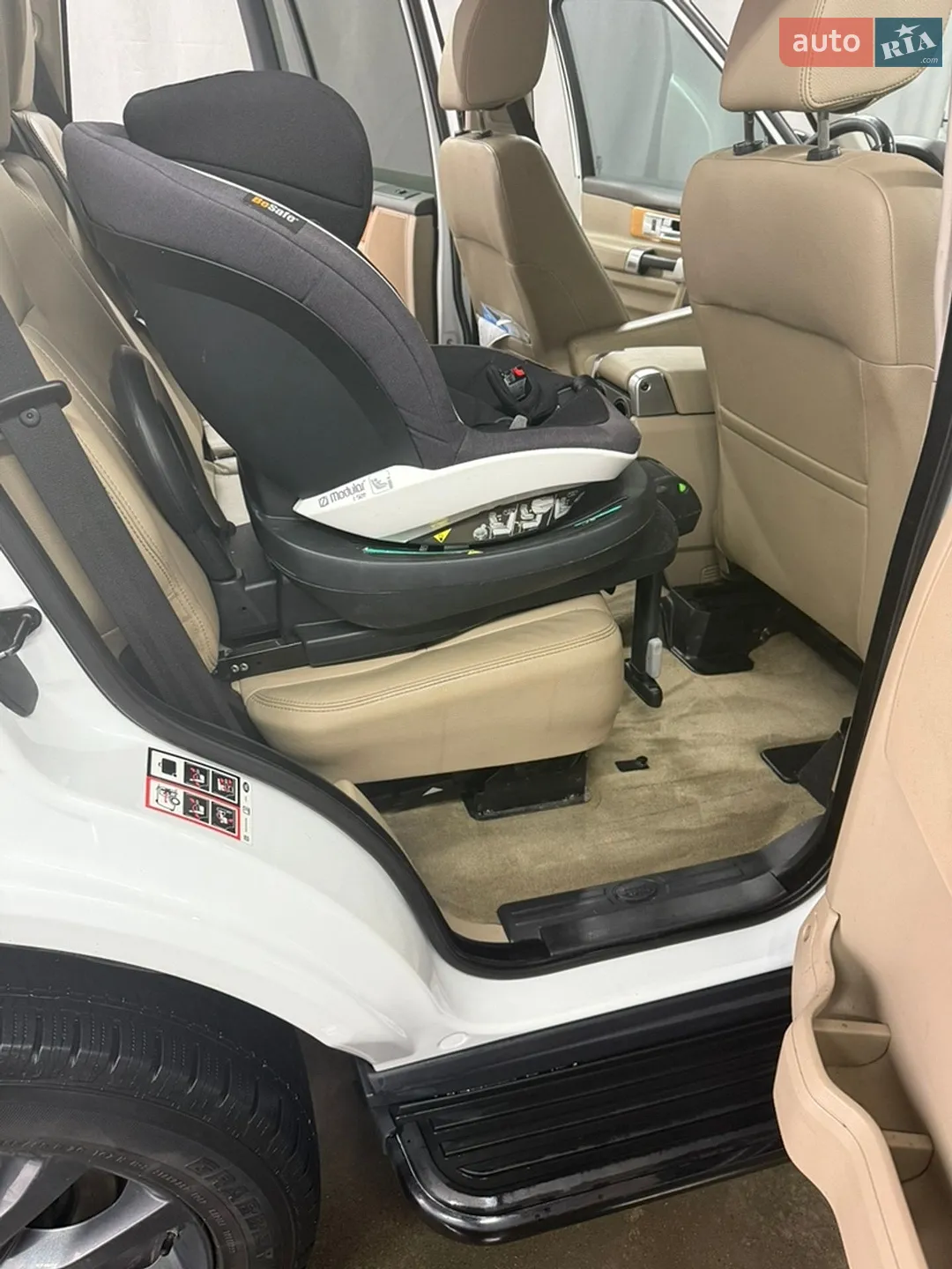 2015 Land Rover Discovery - мініатюра 29
