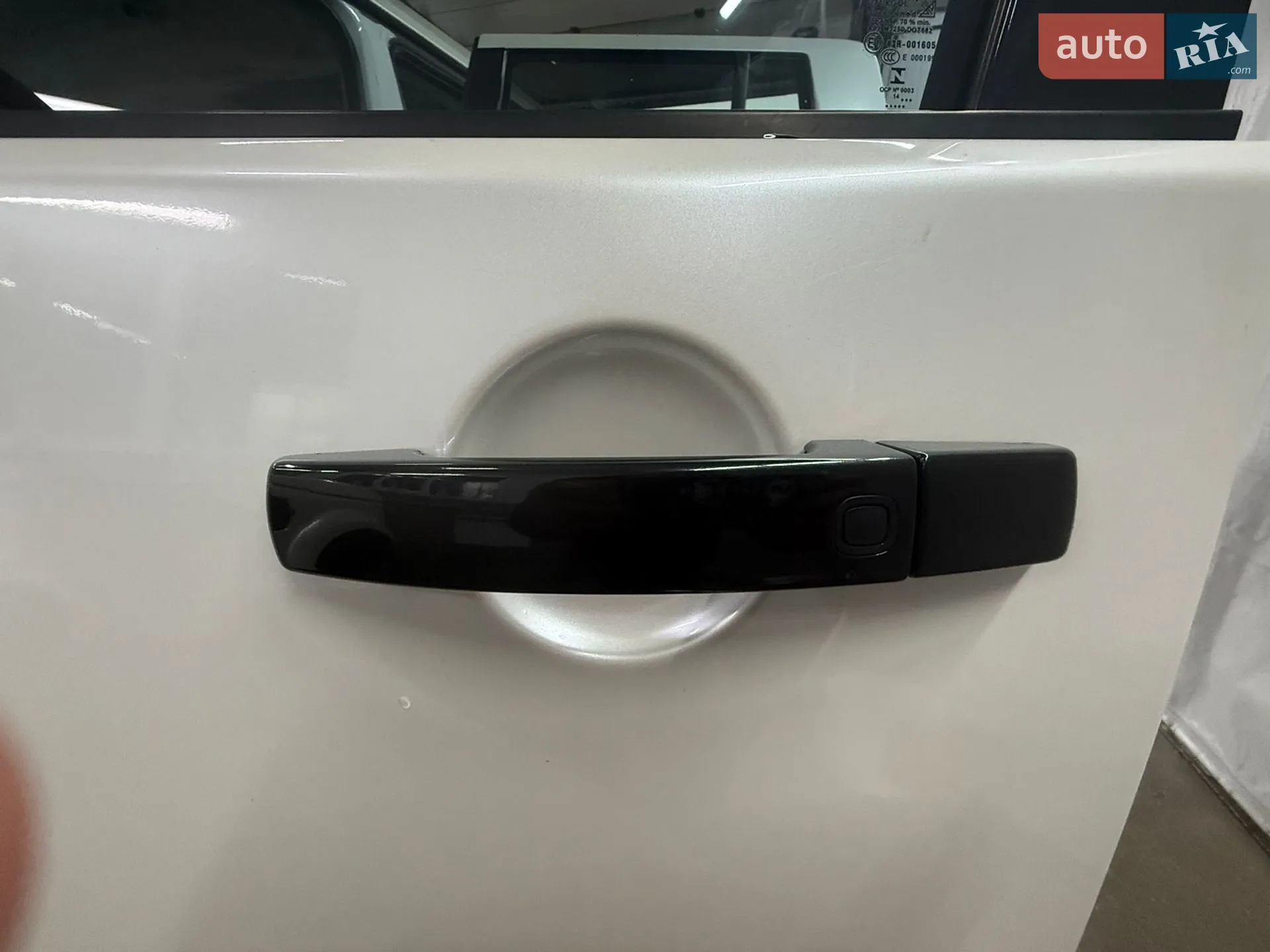 2015 Land Rover Discovery - мініатюра 32