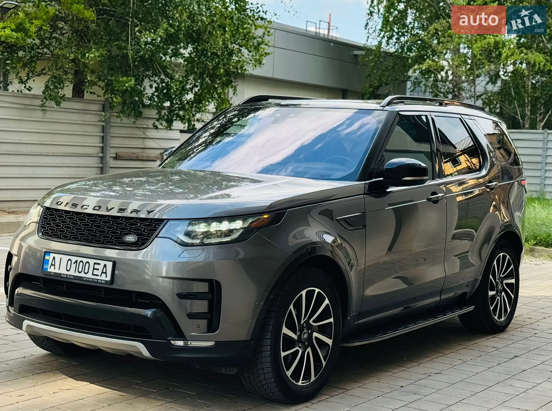 2017 Land Rover Discovery - мініатюра 3