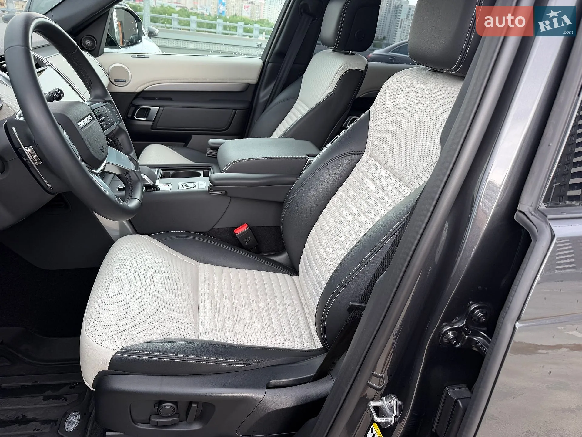 2023 Land Rover Discovery - мініатюра 65