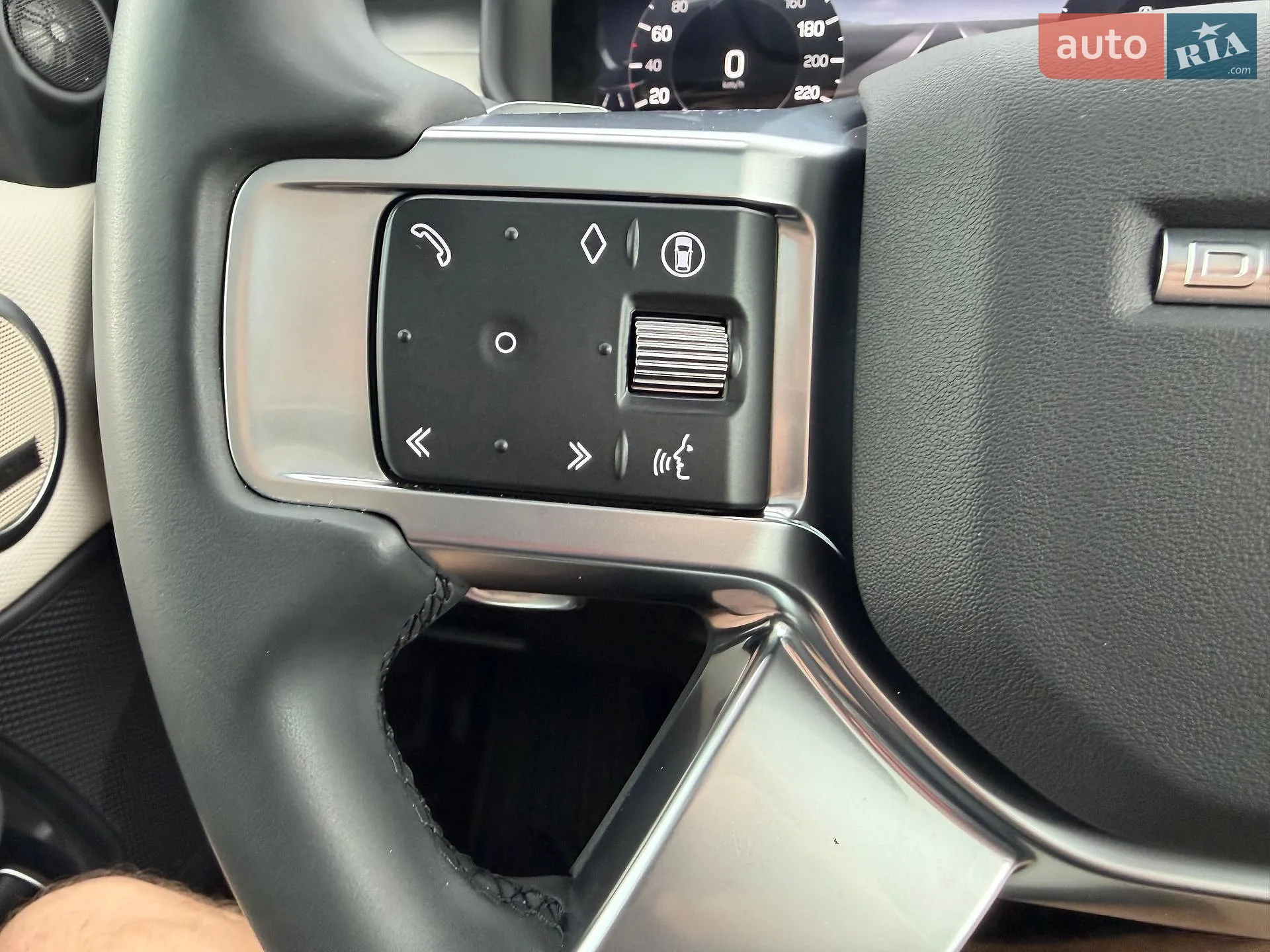 2023 Land Rover Discovery - мініатюра 70
