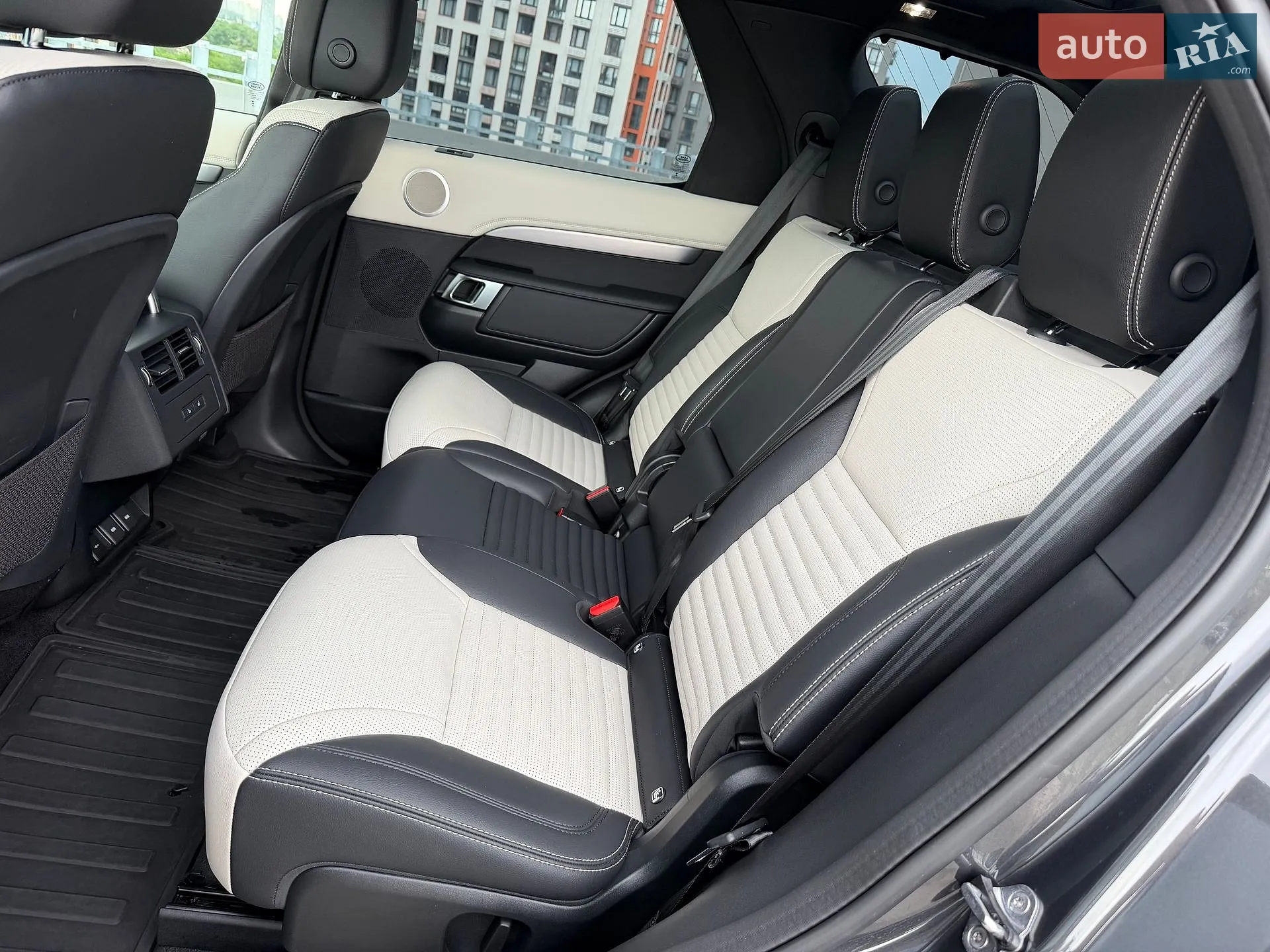 2023 Land Rover Discovery - мініатюра 78