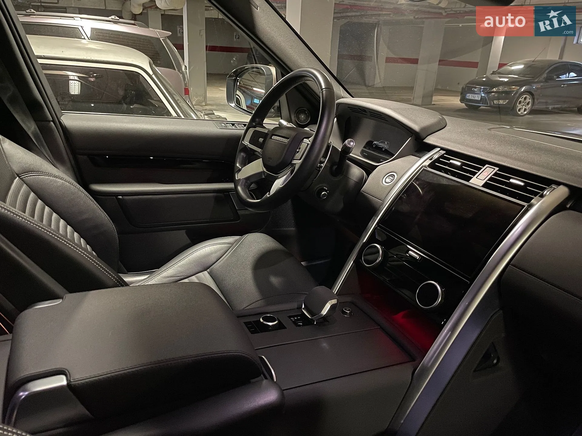 2021 Land Rover Discovery - мініатюра 13