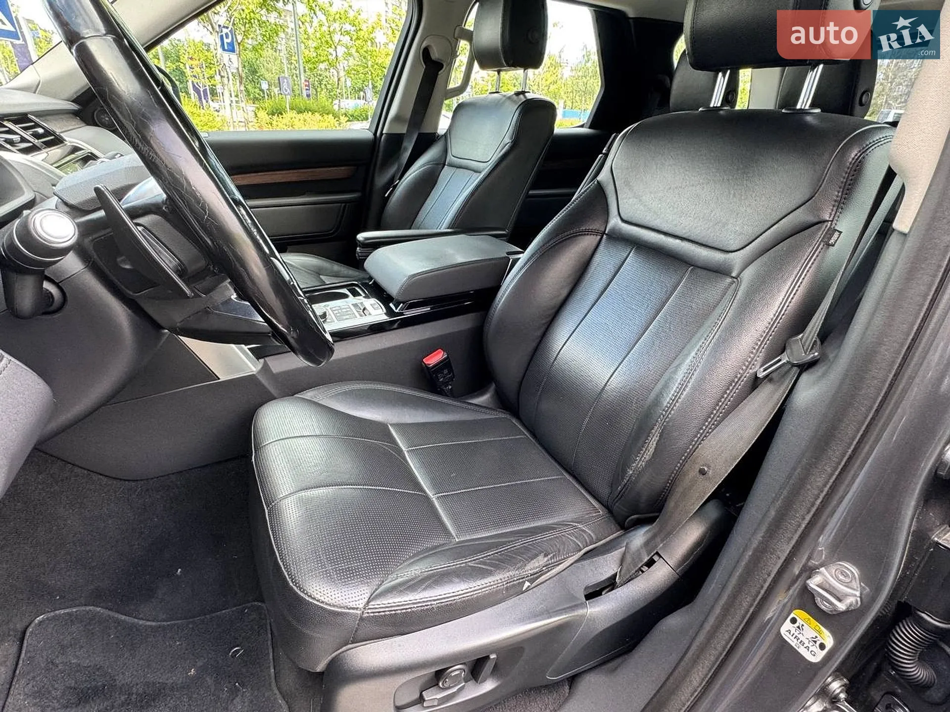 2017 Land Rover Discovery - мініатюра 8