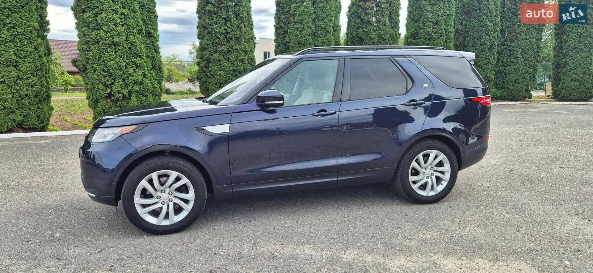 2017 Land Rover Discovery - мініатюра 2