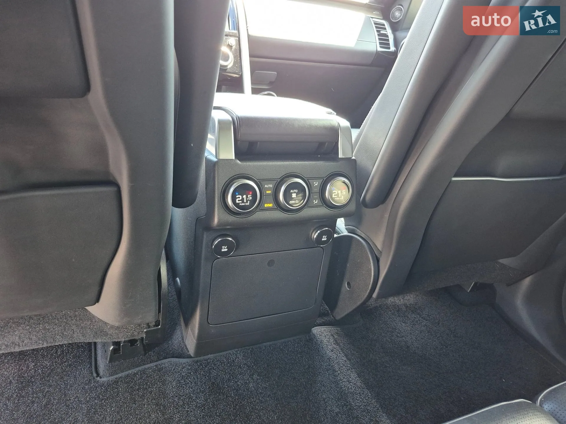 2019 Land Rover Discovery - мініатюра 20