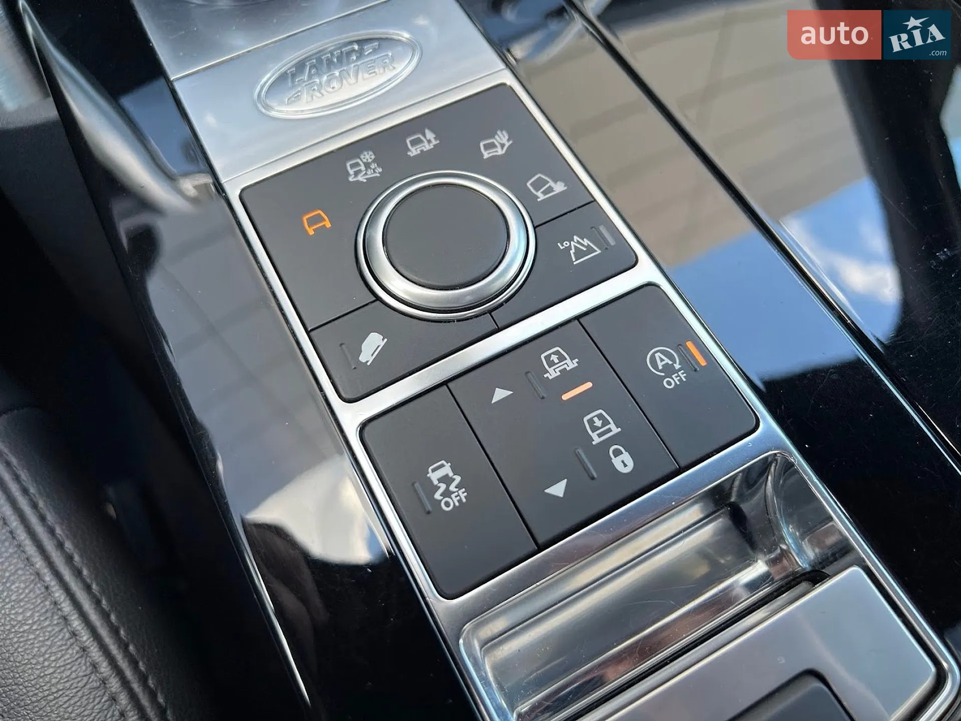 2019 Land Rover Discovery - мініатюра 24