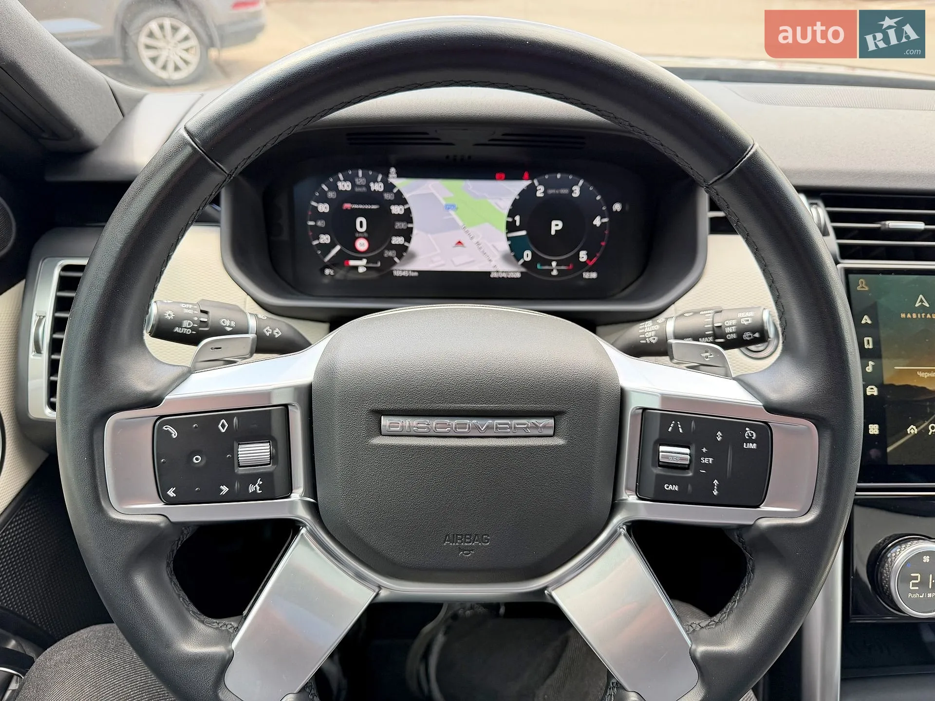 2023 Land Rover Discovery - мініатюра 19