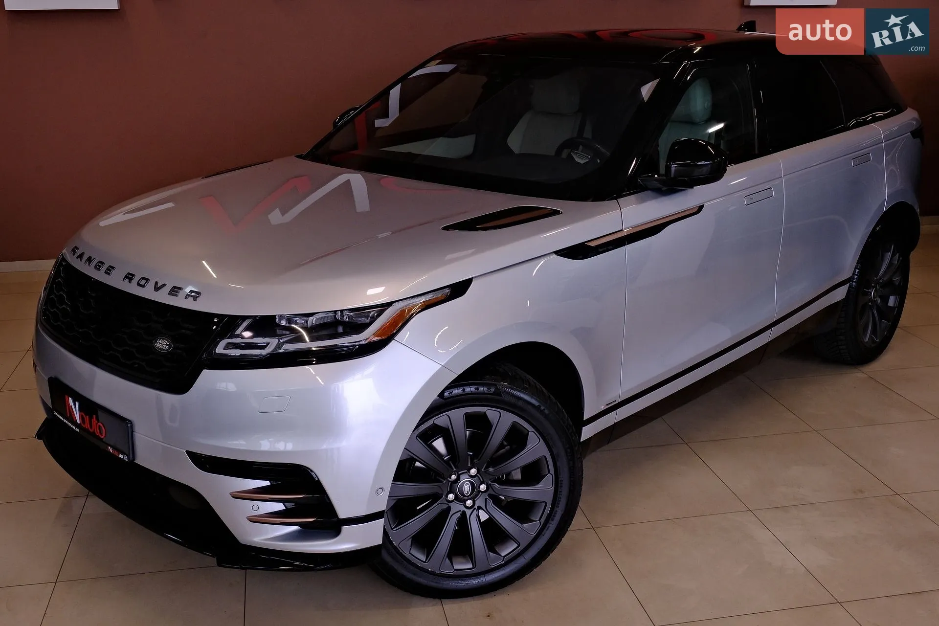 2018 Land Rover Discovery - мініатюра 9