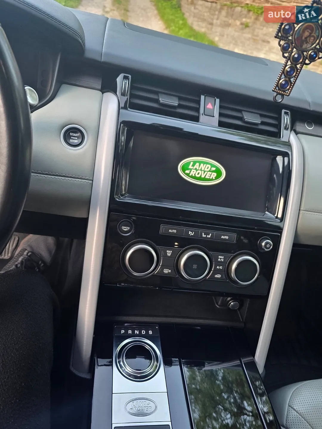 2018 Land Rover Discovery - мініатюра 21