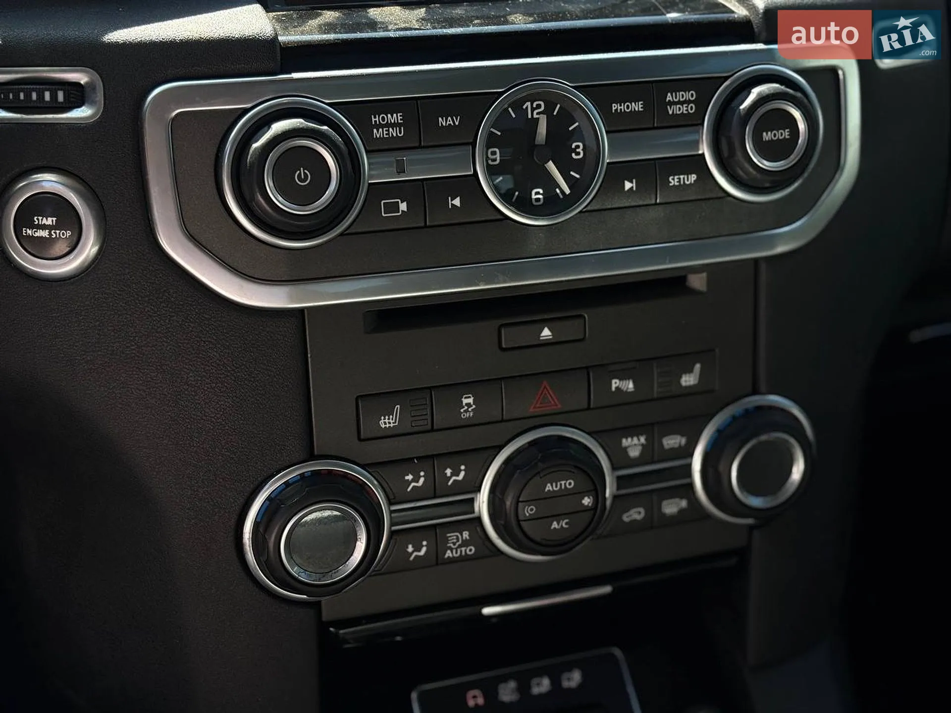 2016 Land Rover Discovery - мініатюра 21
