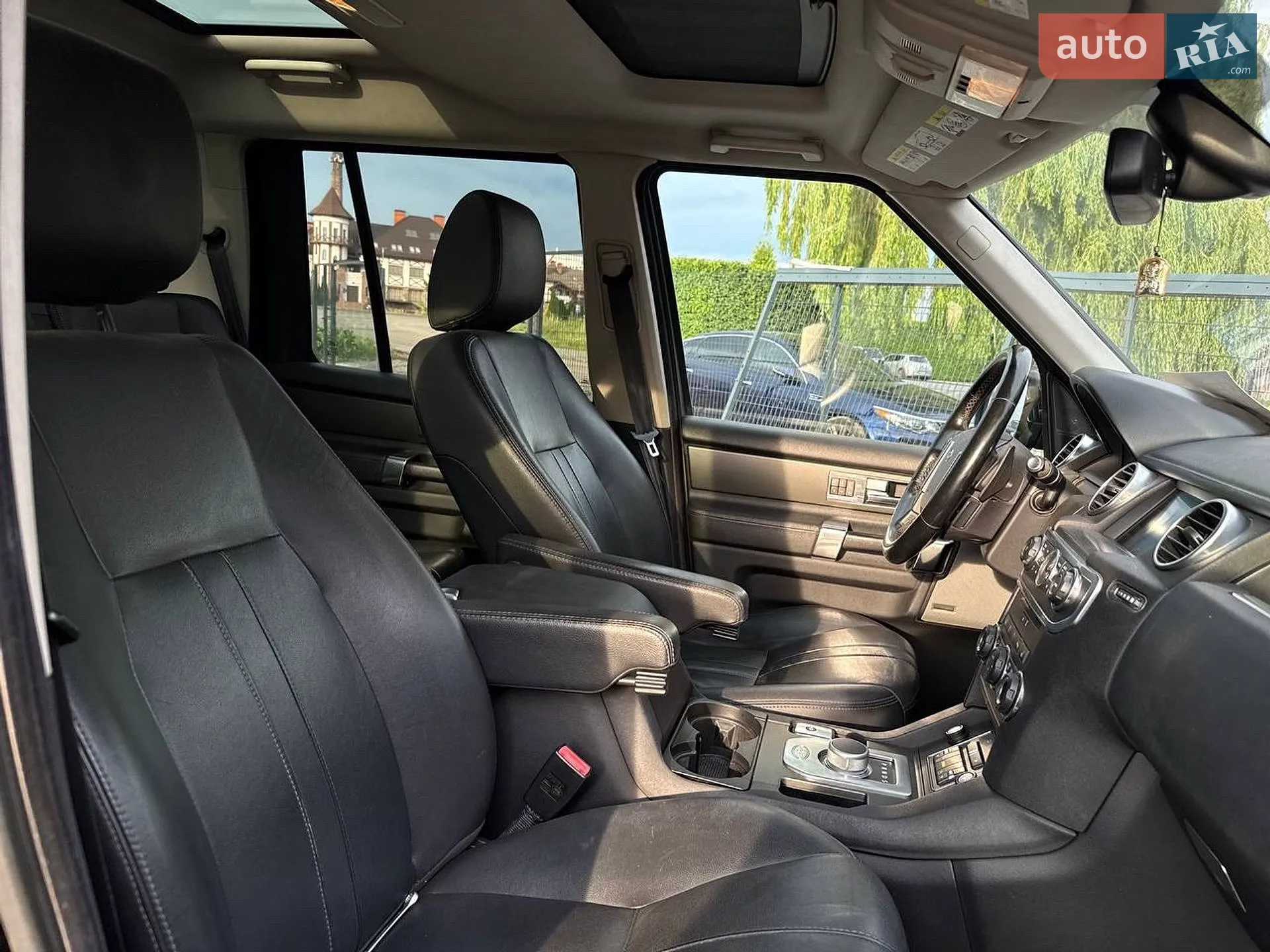 2013 Land Rover Discovery - мініатюра 24