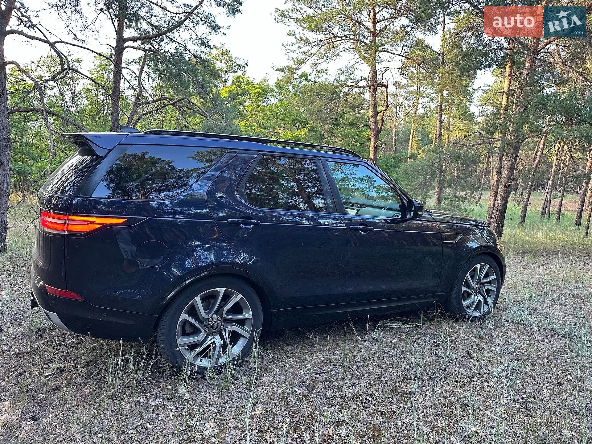 2019 Land Rover Discovery - мініатюра 14