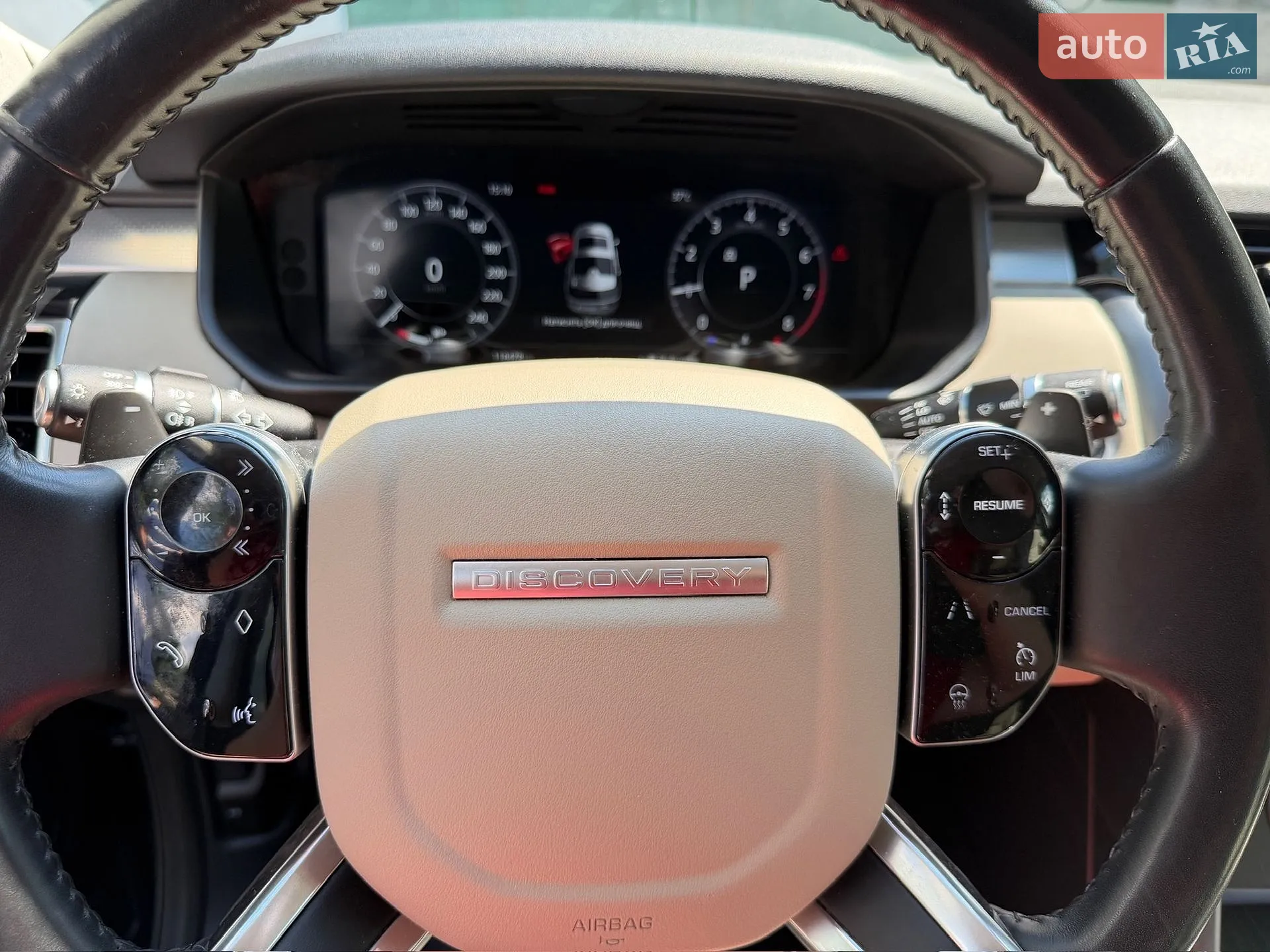 2019 Land Rover Discovery - мініатюра 23