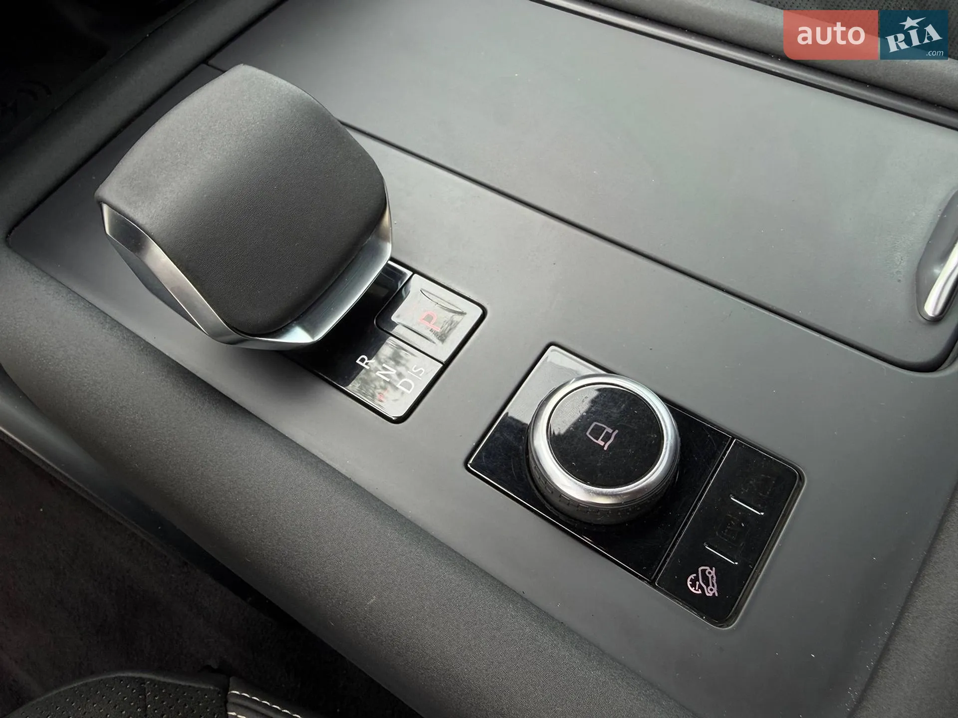 2021 Land Rover Discovery - мініатюра 33