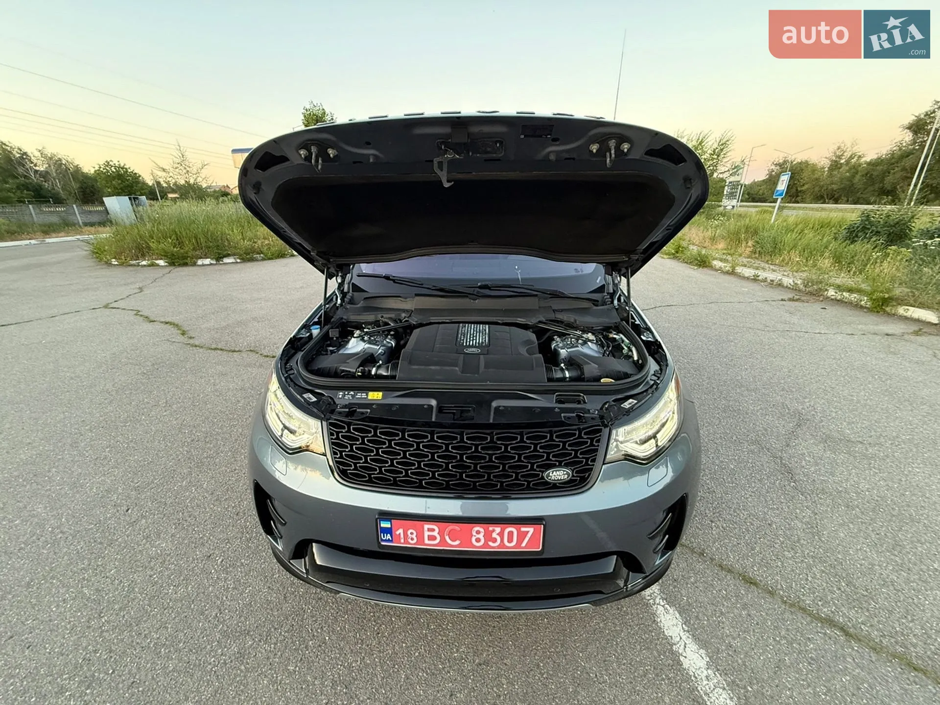2019 Land Rover Discovery - мініатюра 14