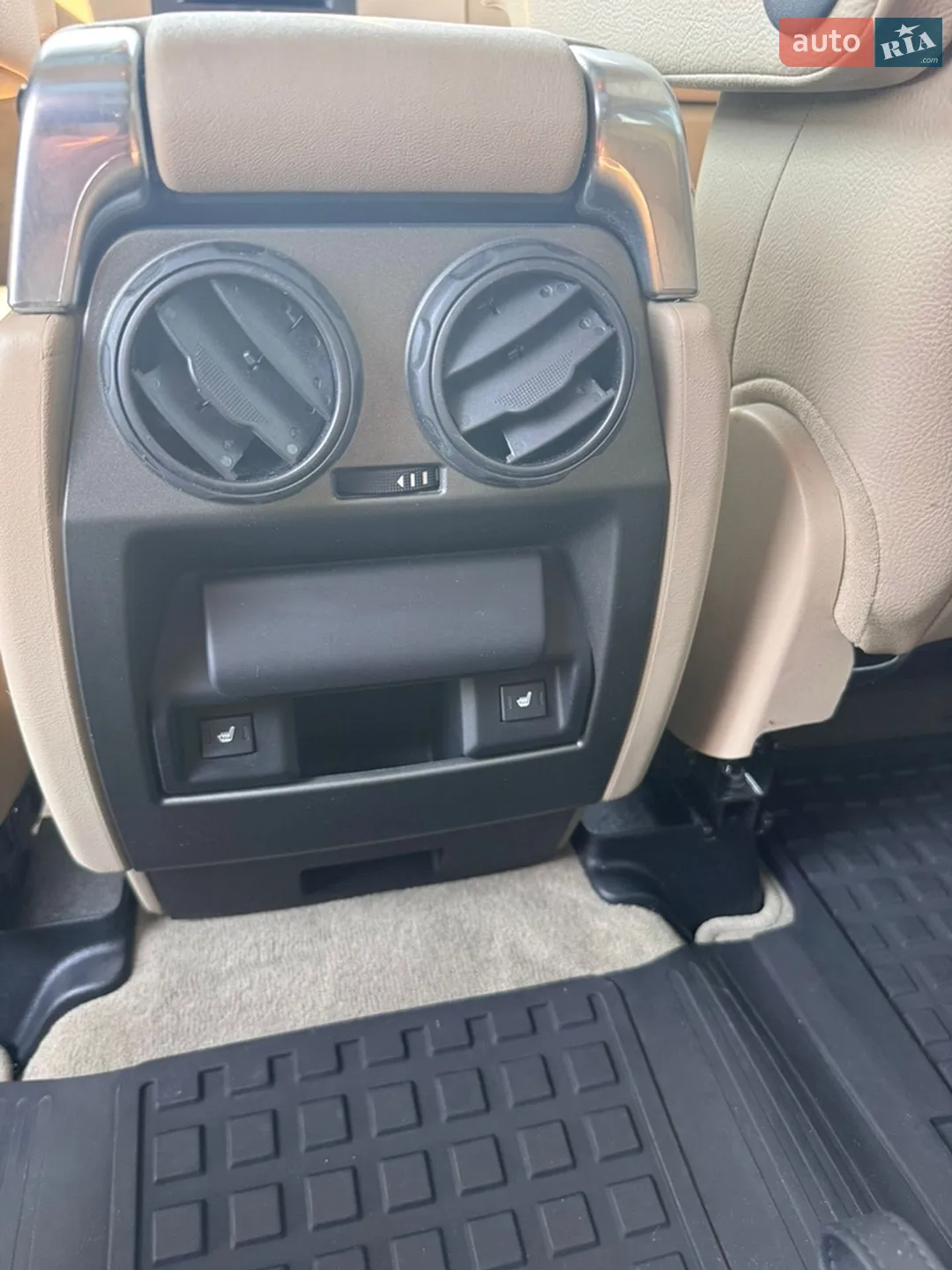 Land Rover Discovery 2014 VIN SALAG2V66FA738955 фото оголошення 10 з 17