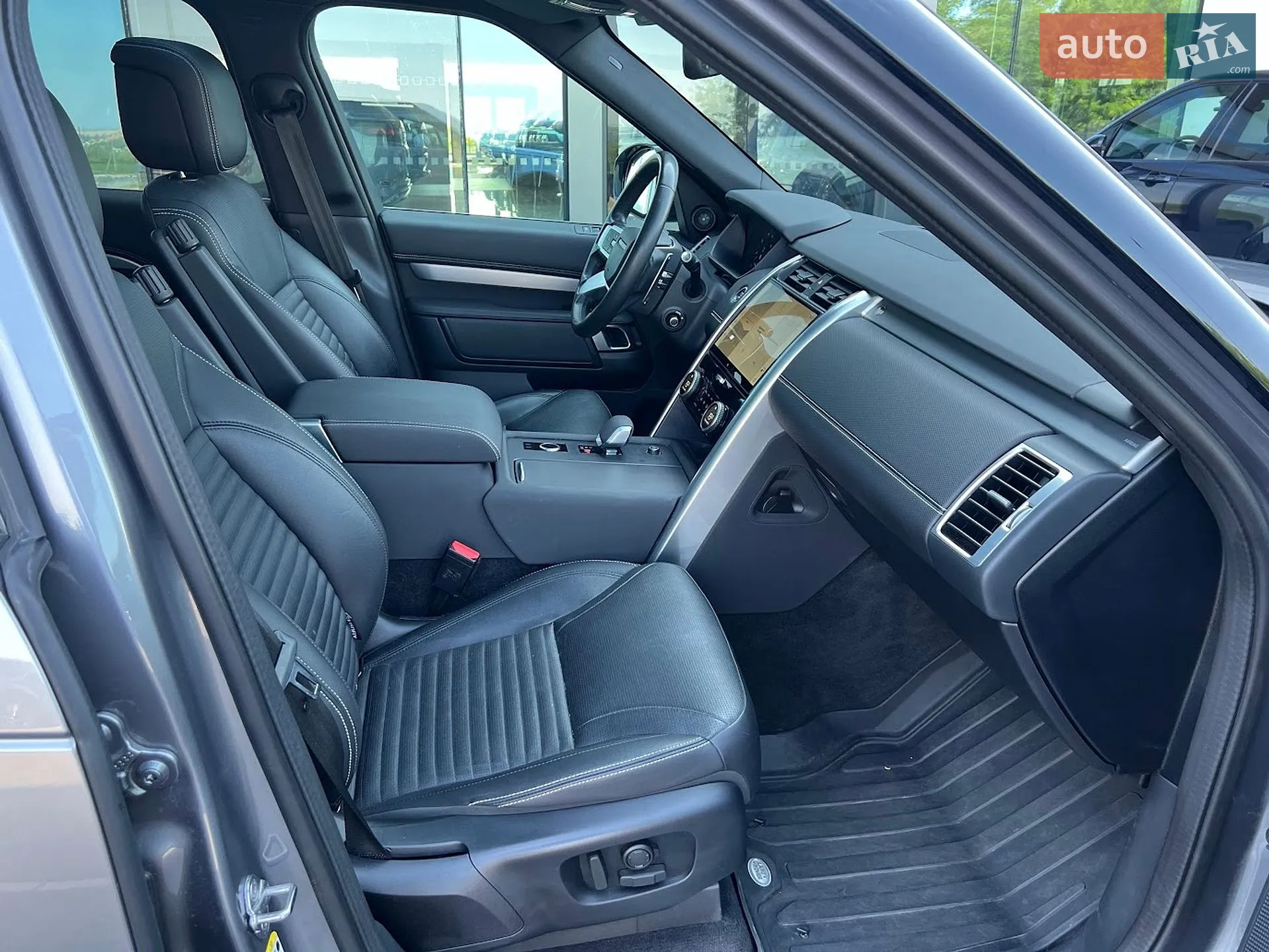 2023 Land Rover Discovery - мініатюра 29