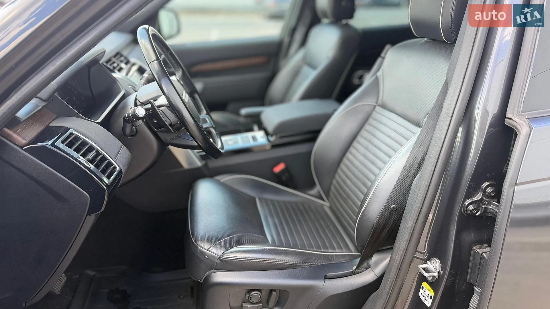 2020 Land Rover Discovery - мініатюра 20