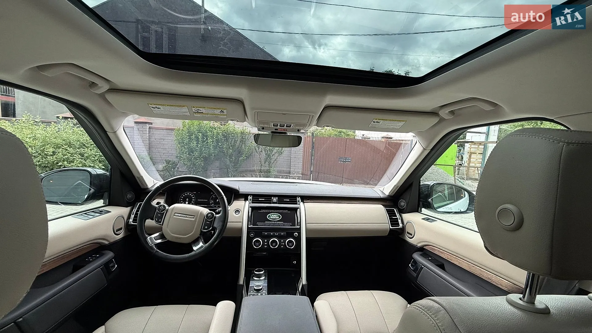 2018 Land Rover Discovery - мініатюра 10