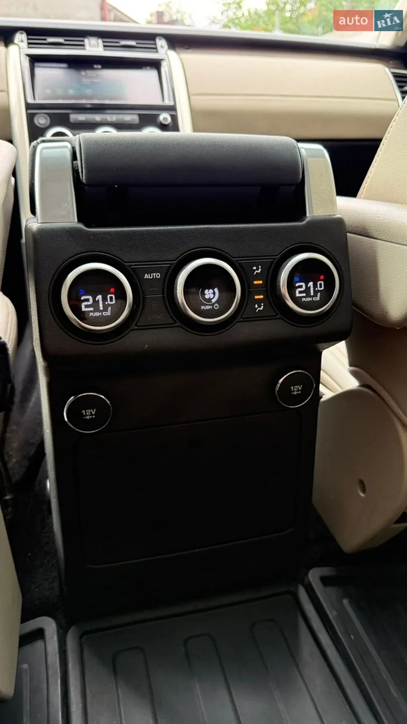 2018 Land Rover Discovery - мініатюра 24