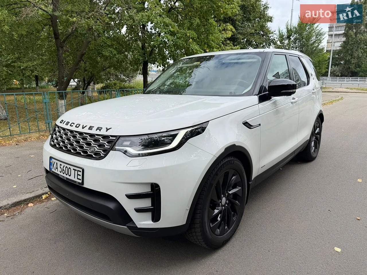 2021 Land Rover Discovery - мініатюра 37