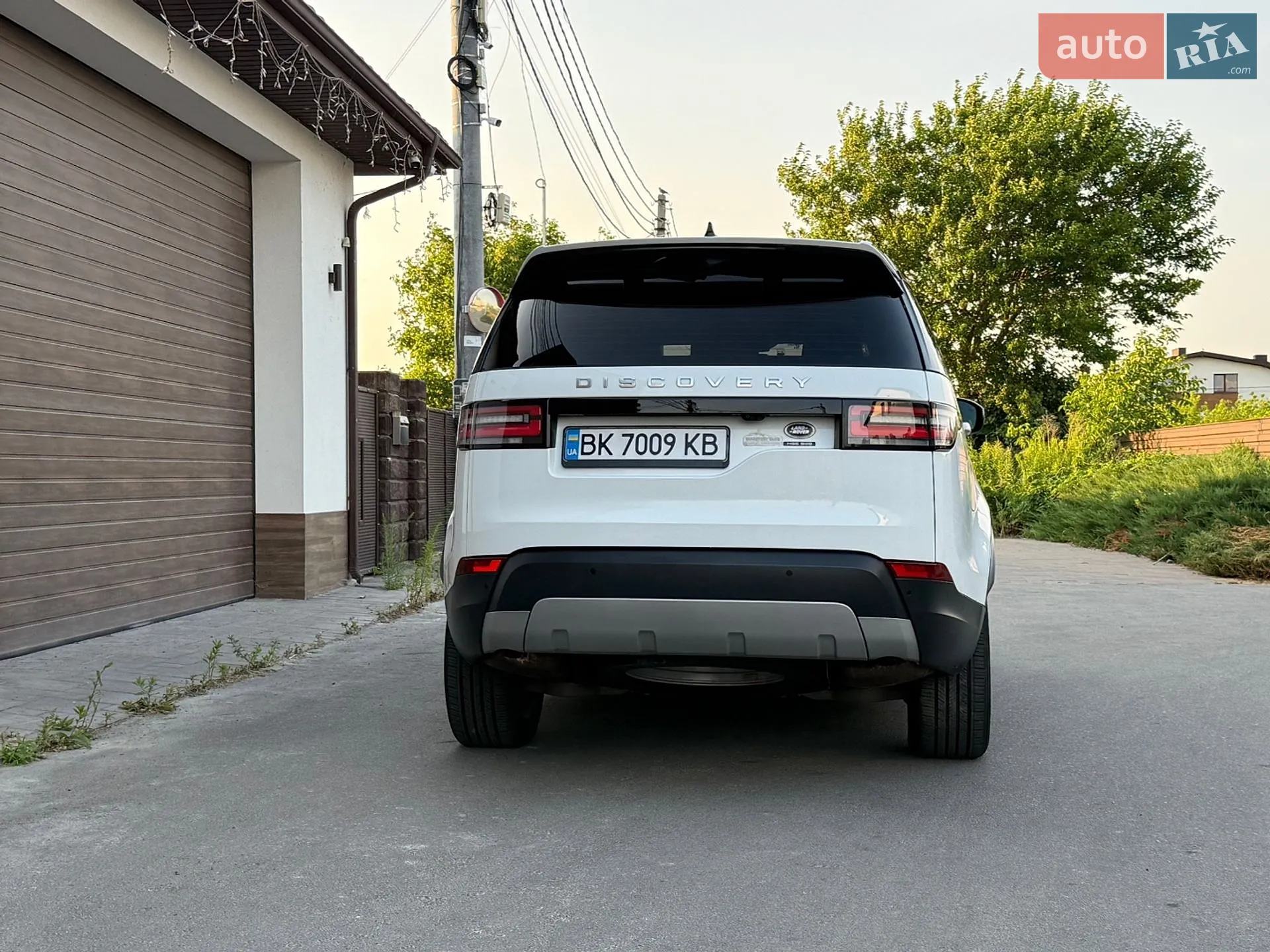 2018 Land Rover Discovery - мініатюра 28