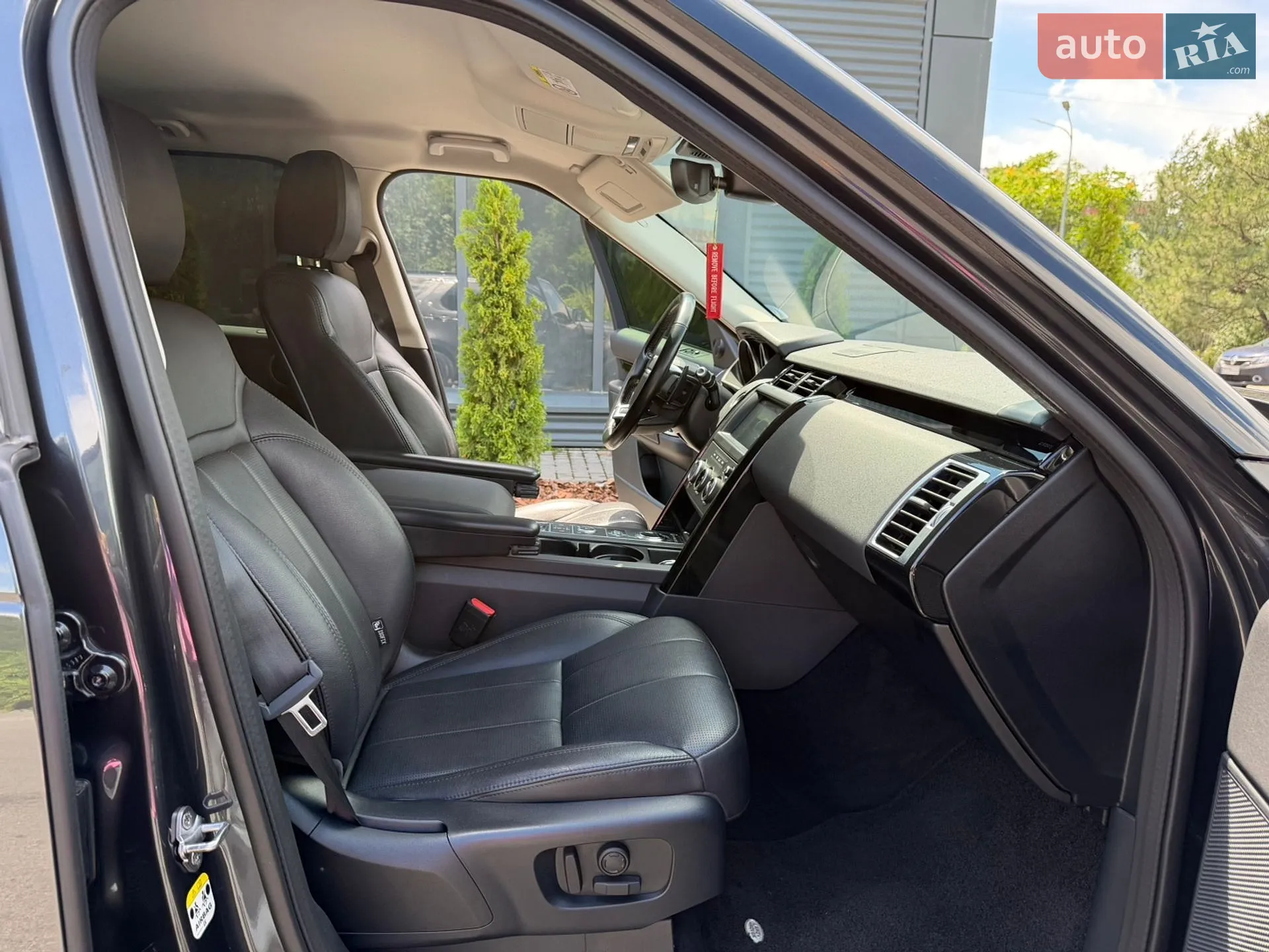 2020 Land Rover Discovery - мініатюра 19