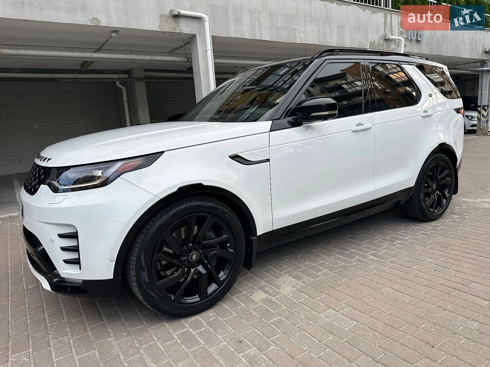 2023 Land Rover Discovery - мініатюра 16