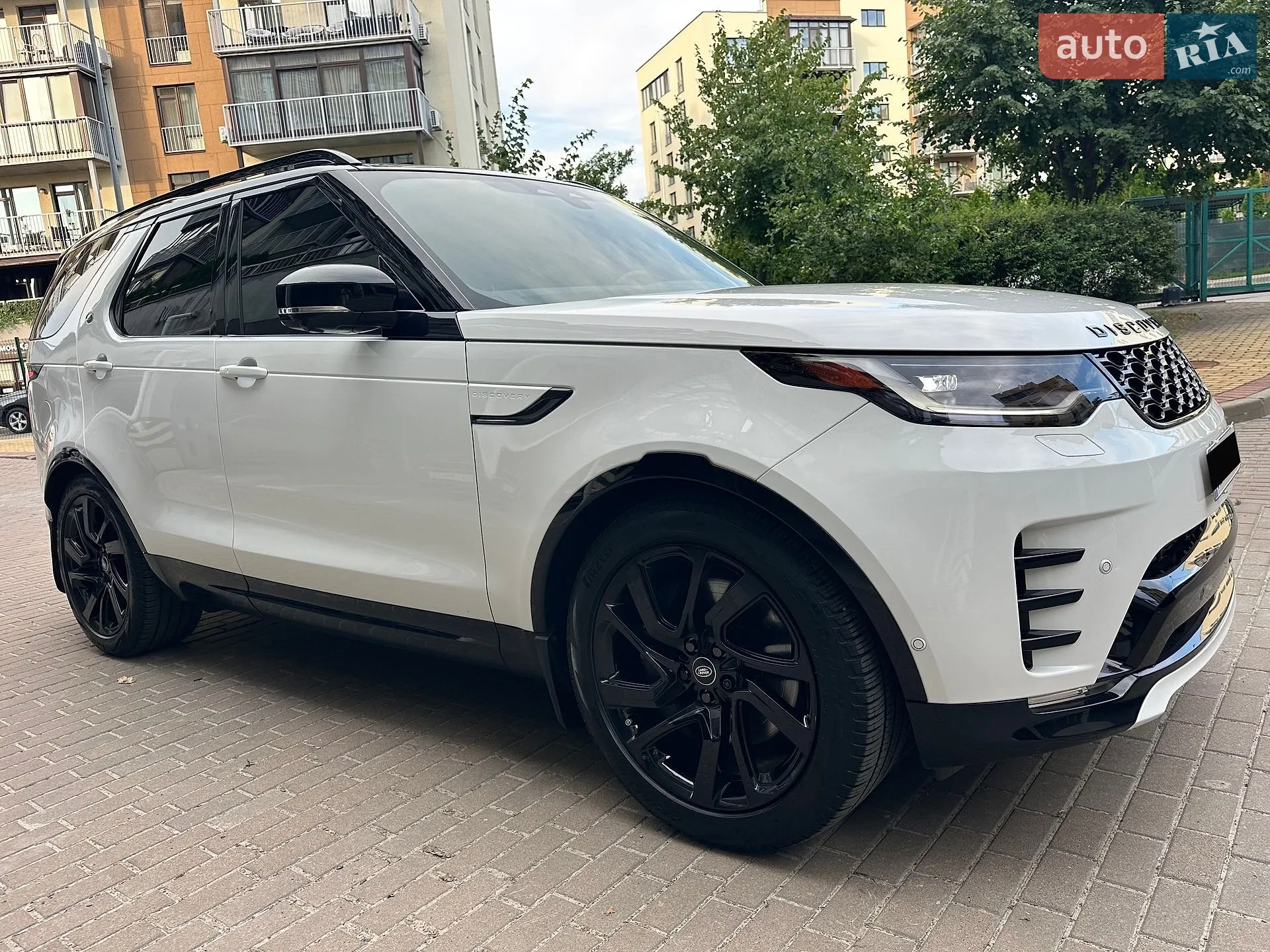 2023 Land Rover Discovery - мініатюра 23