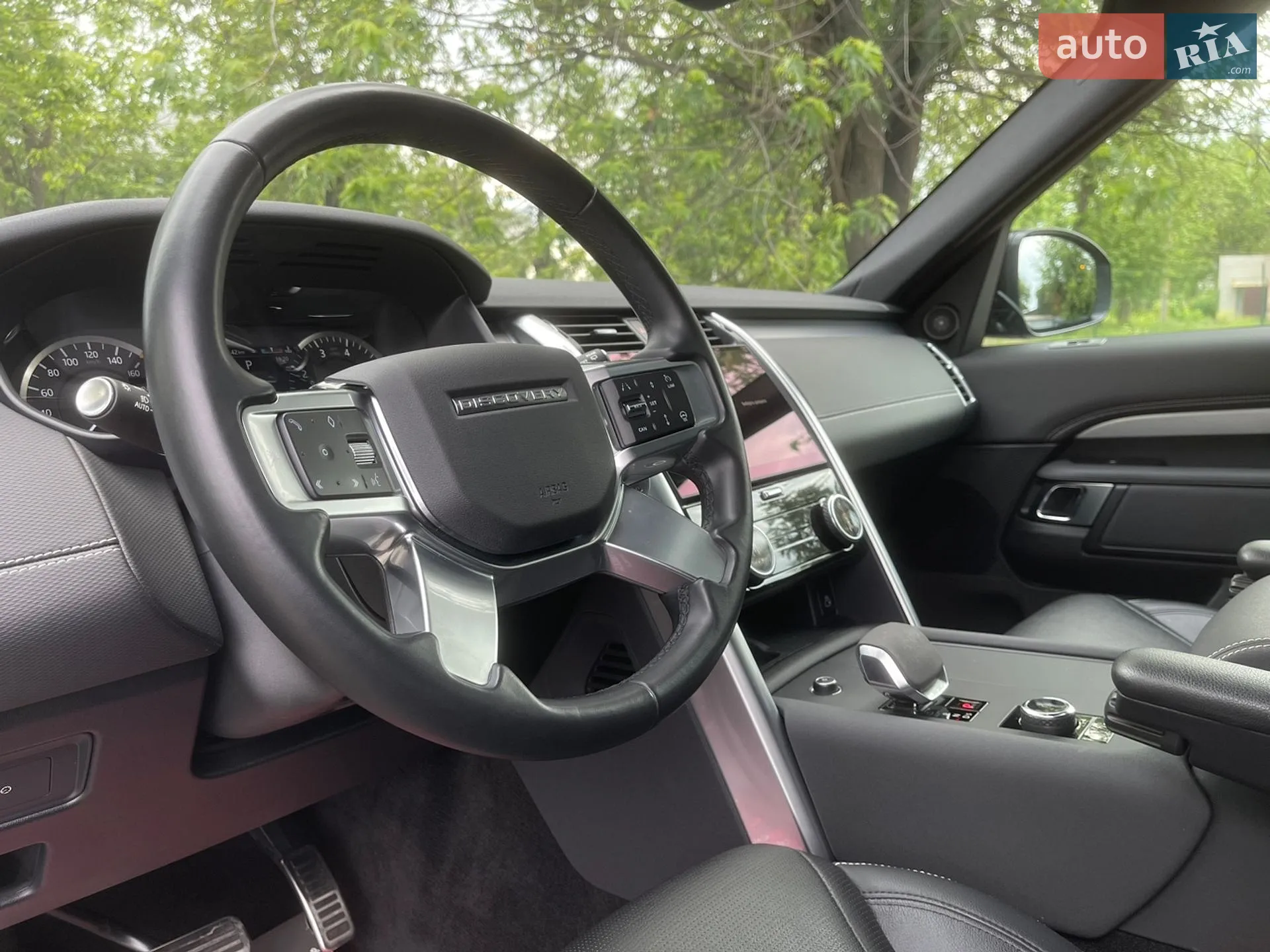 2023 Land Rover Discovery - мініатюра 23