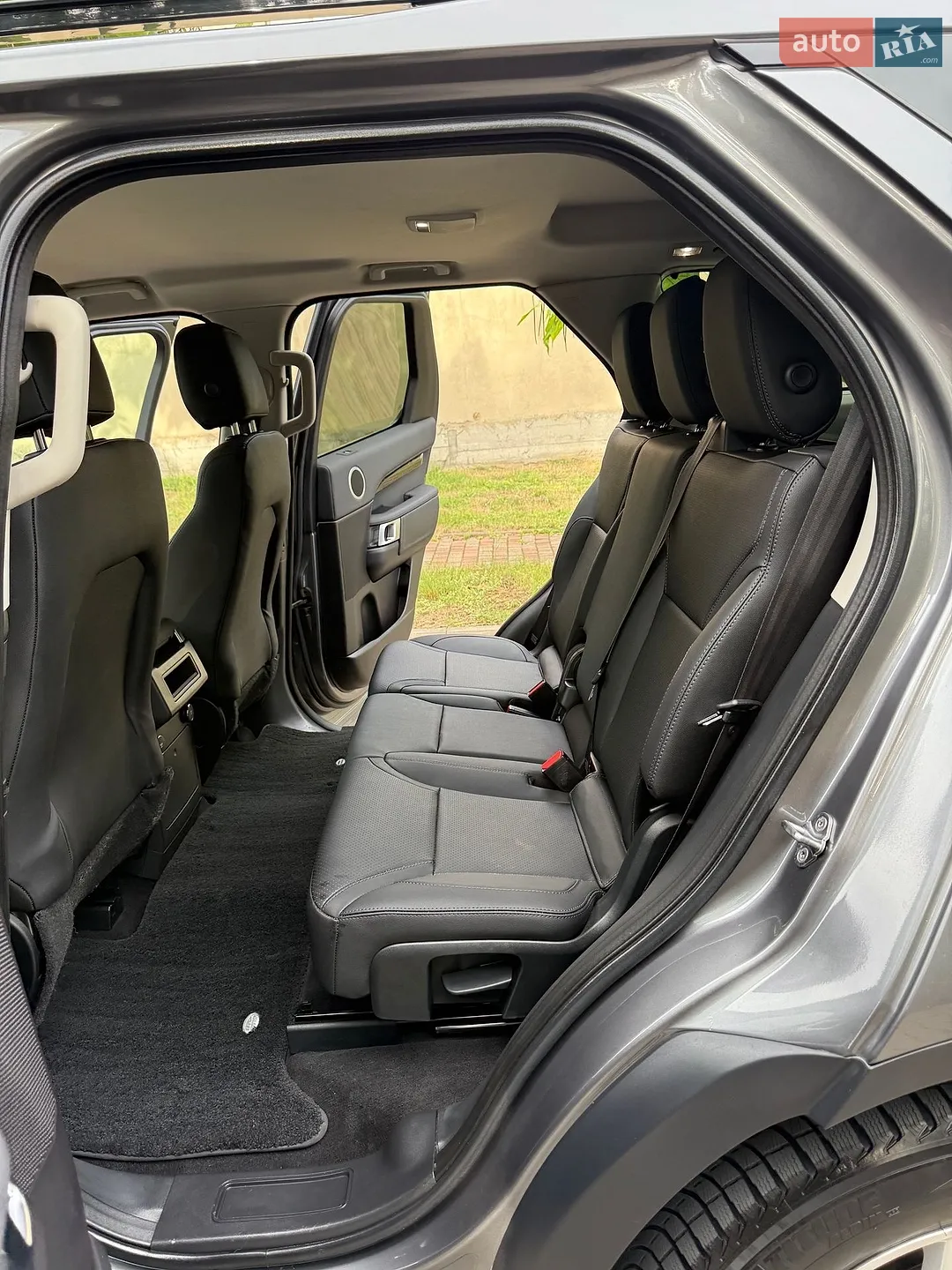 2018 Land Rover Discovery - мініатюра 49