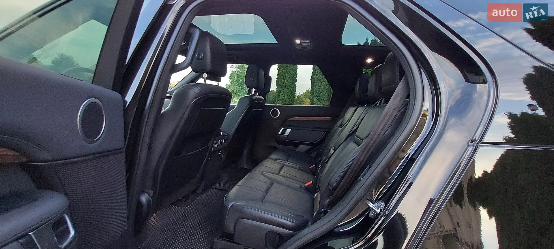 2019 Land Rover Discovery - мініатюра 35