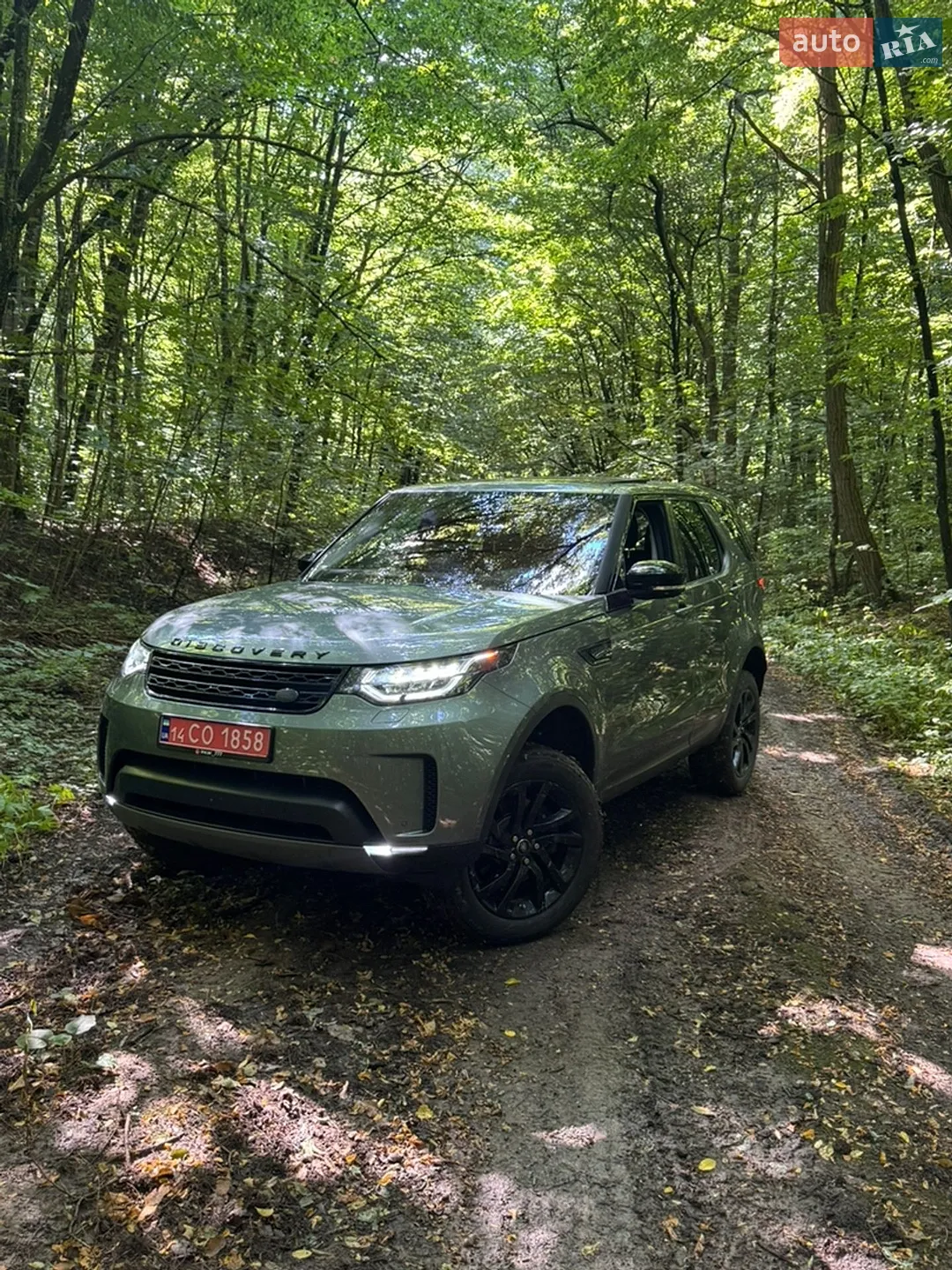 2017 Land Rover Discovery - мініатюра 11