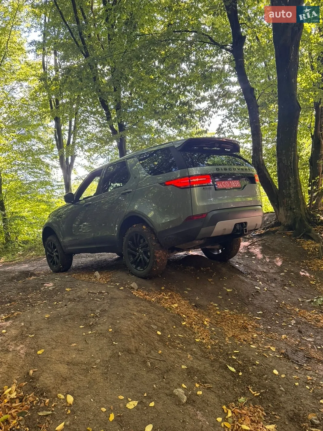 2017 Land Rover Discovery - мініатюра 21