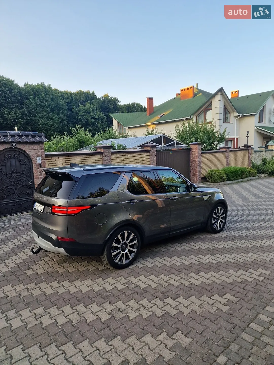 2018 Land Rover Discovery - мініатюра 22