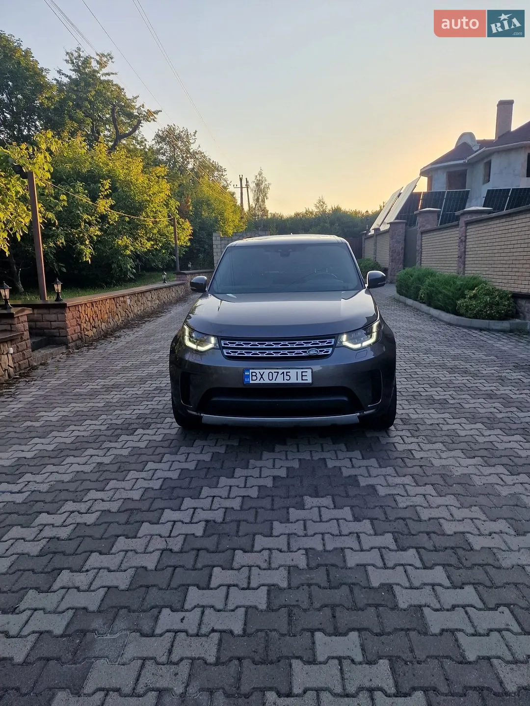 2018 Land Rover Discovery - мініатюра 26